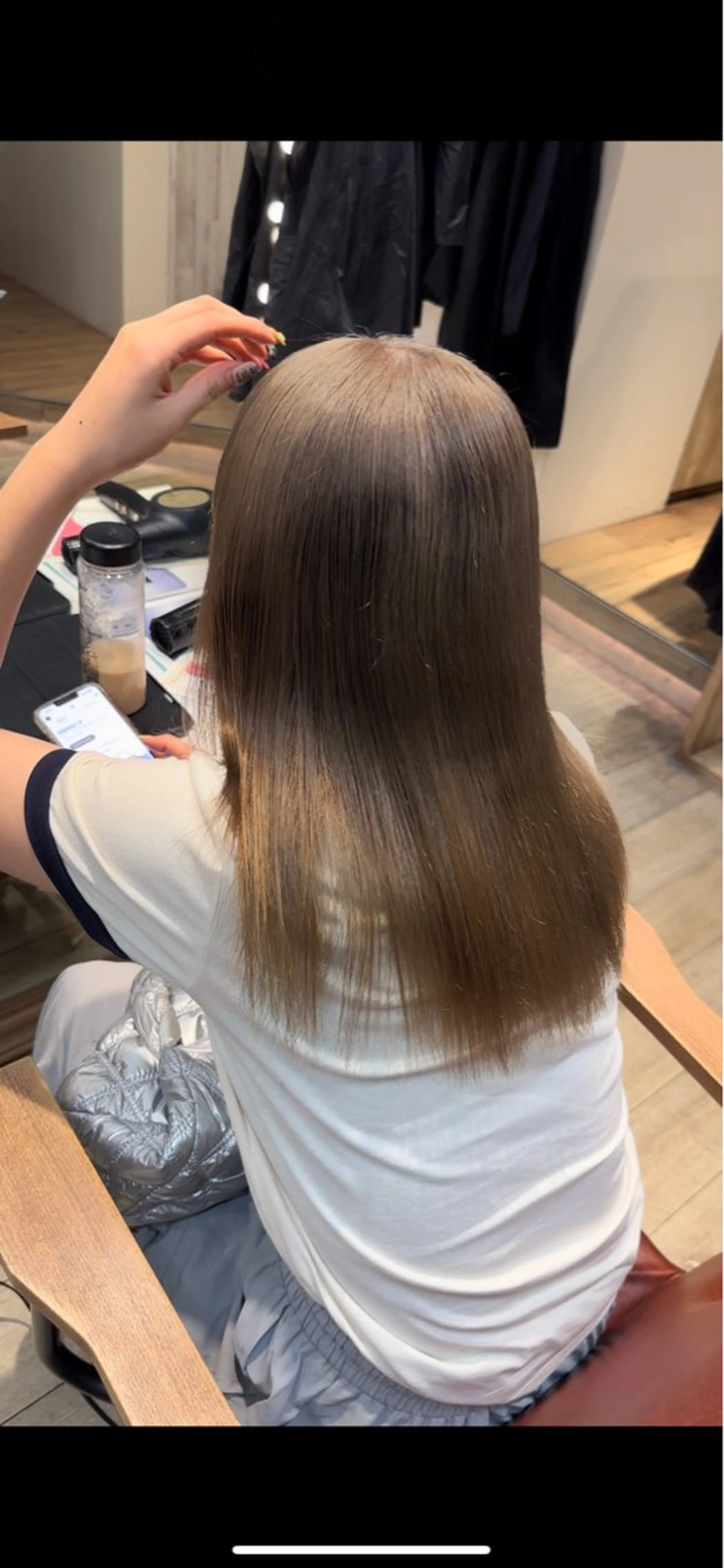 ロング カラー ベージュカラー ブリーチ ケアブリーチ ミルクティーベージュ カット ヘアカラー トリートメント 髪質改善/レイヤー/ 艶髪🎀ayaneのヘアスタイル
