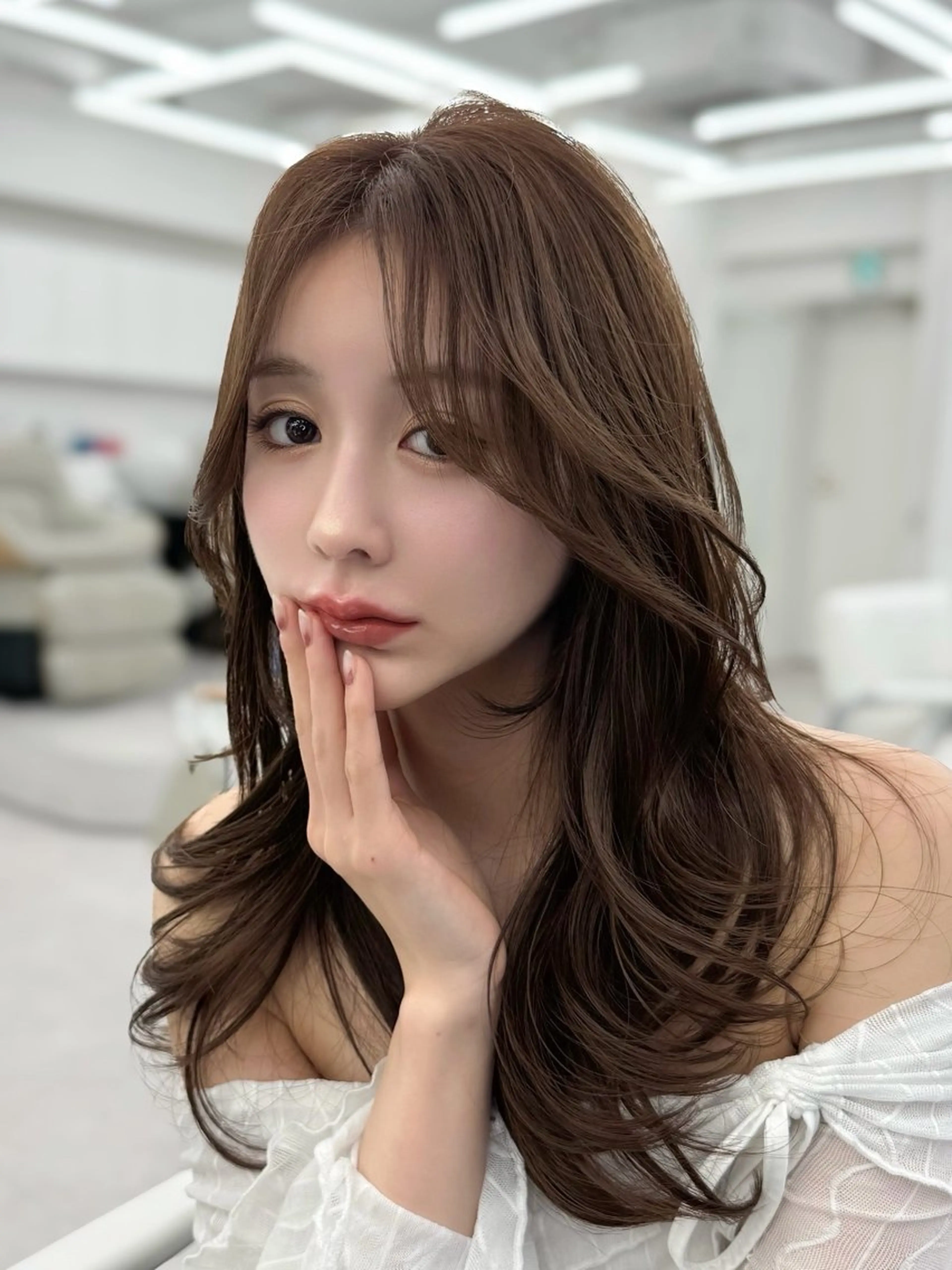 ロング カット ヘアカラー トリートメント 顔まわりの神様✨ 透明感カラー藤嶋秀幸のヘアスタイル