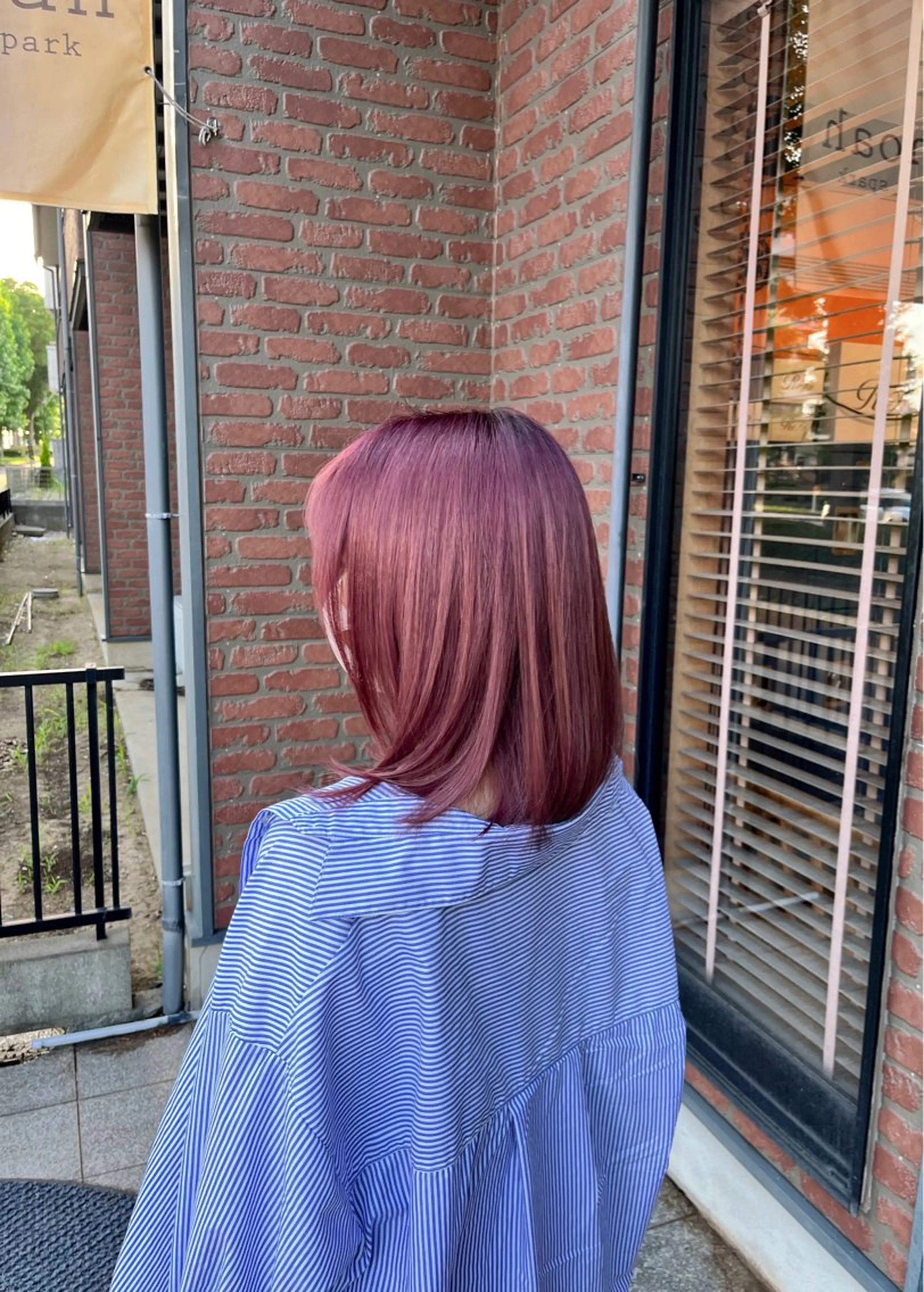 カラー カシス ピンクカラー ヘアカラー 藤井 清香のヘアスタイル