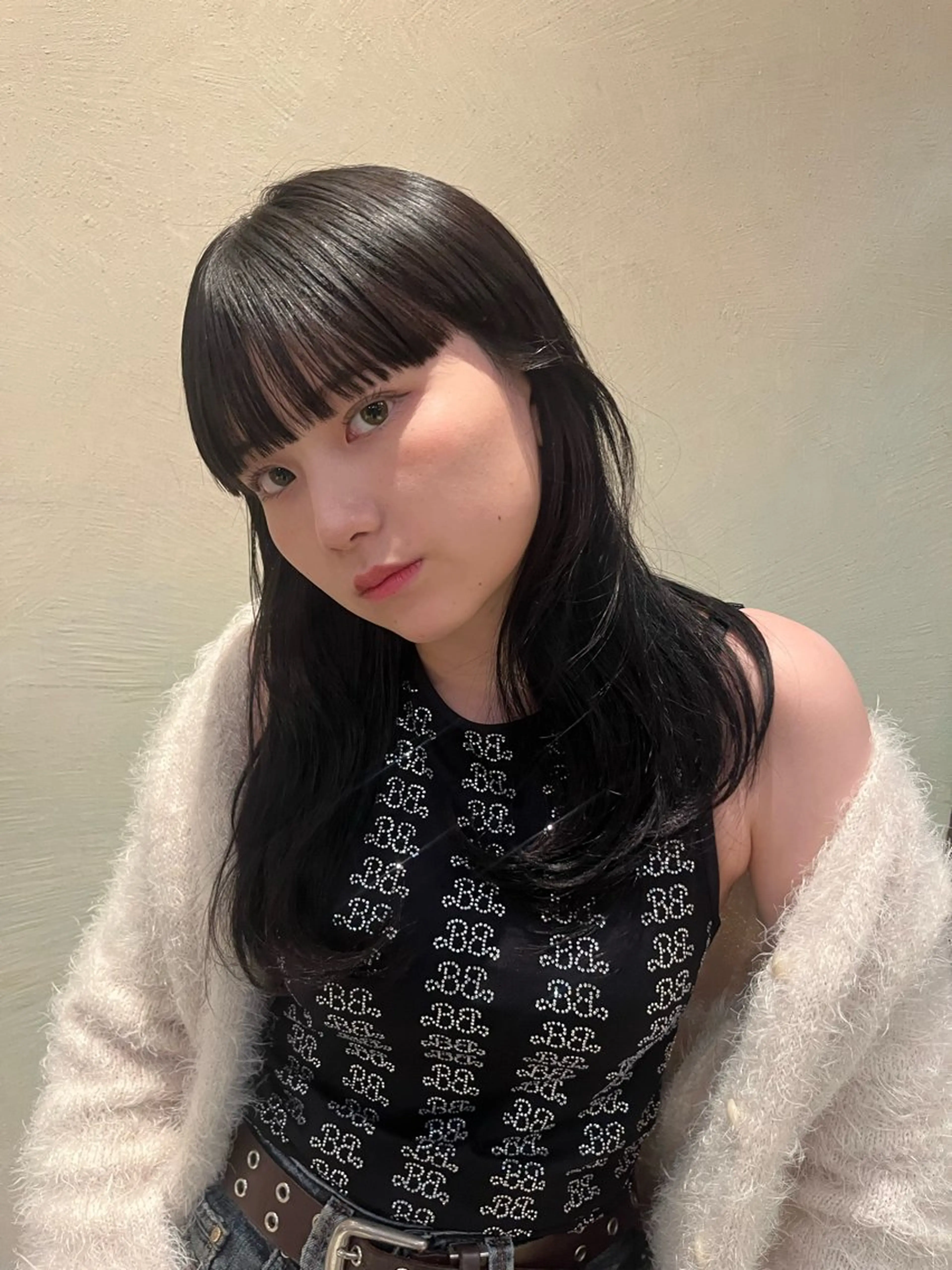 ロング 愛瑠奈 erunaのヘアスタイル
