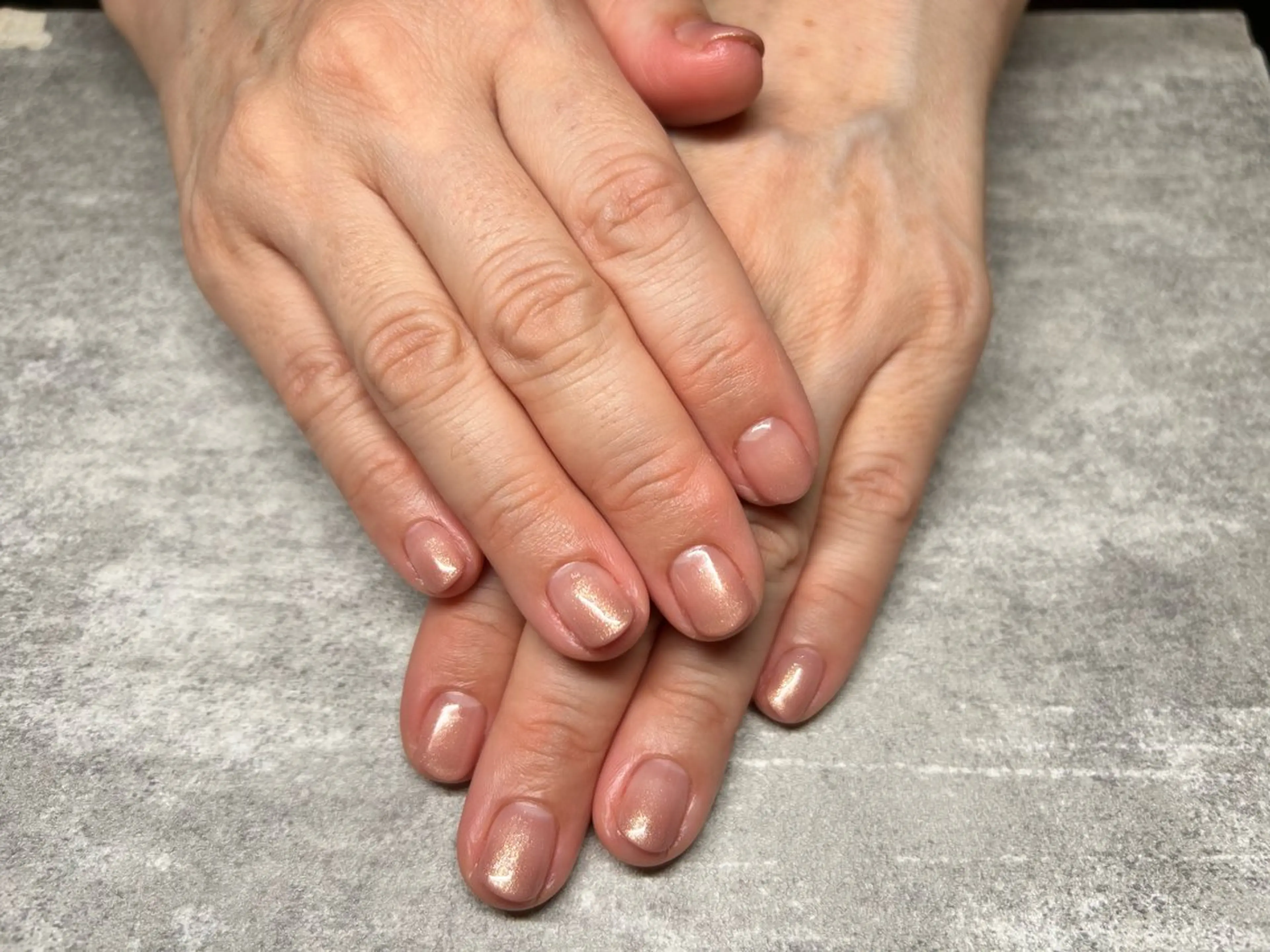 ネイル ラメ(グリッター) ラメグラデーション ハンドネイル Lisa’s Salonのネイルデザイン