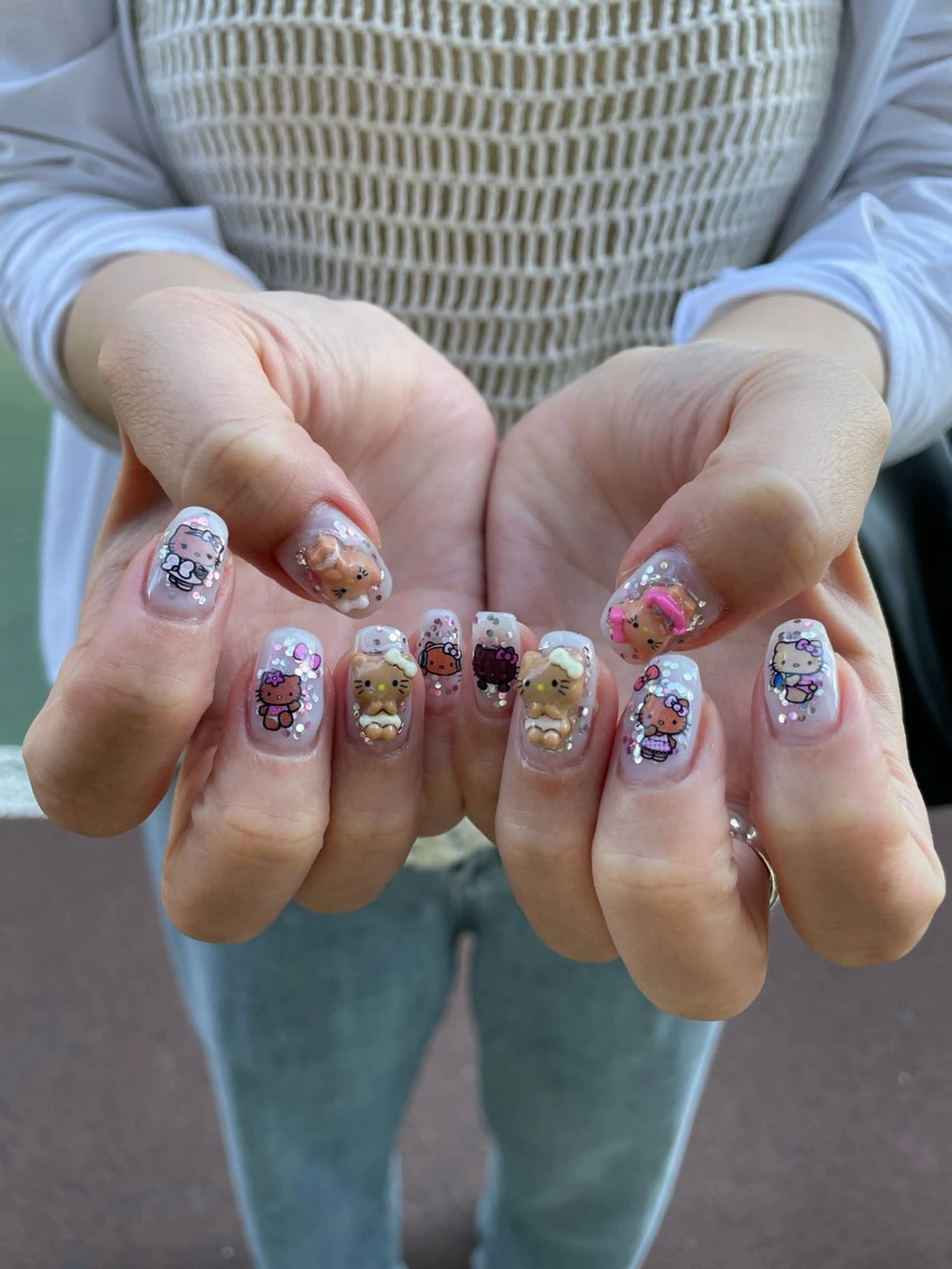 ネイル ハンドネイル ハンドケア R'well所属・はばすみれ🎀ﾈｲﾙ 光ﾌｪｲｼｬﾙ ﾍｱのネイルデザイン