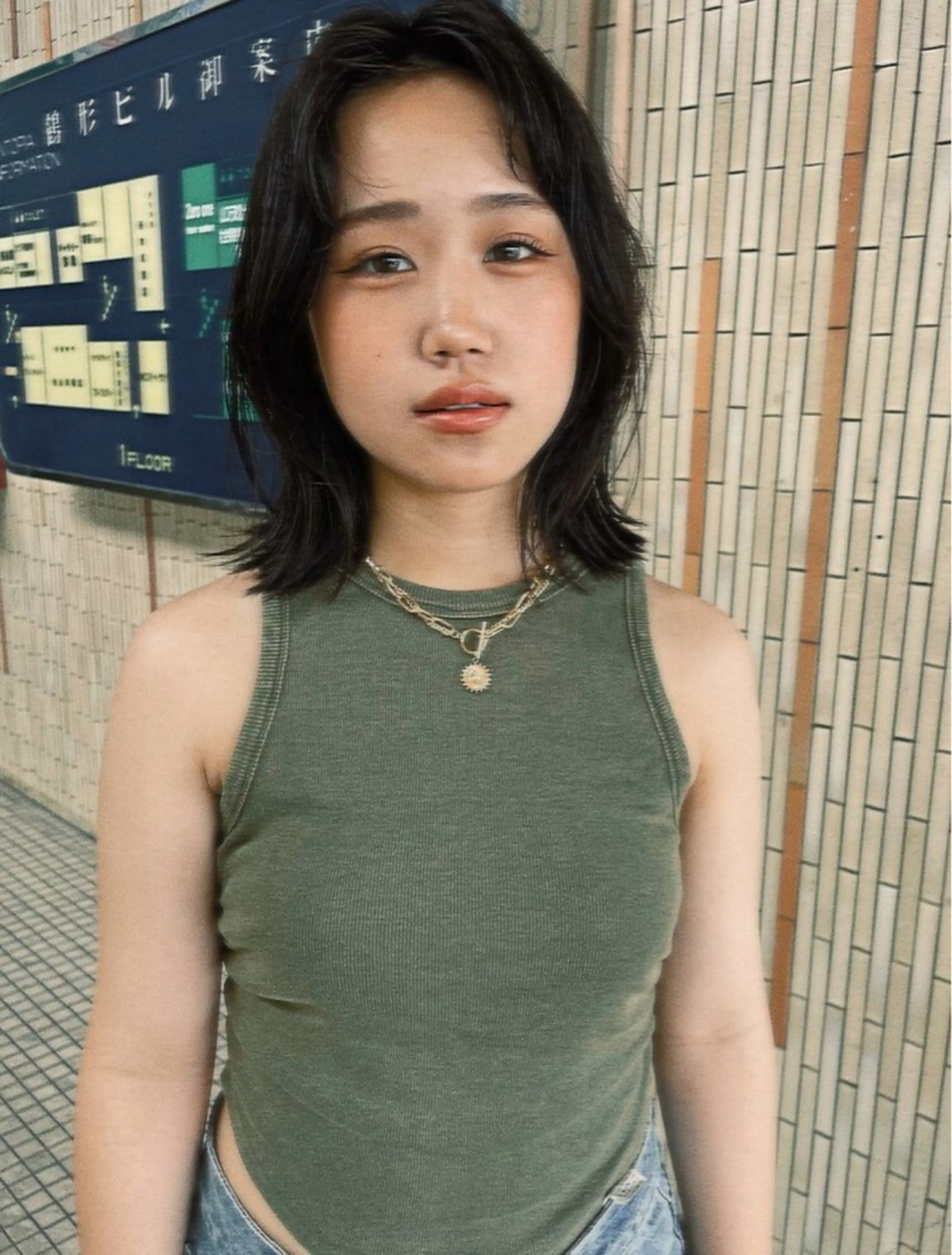 ミディアム カット ヘアカラー kotomi .のヘアスタイル