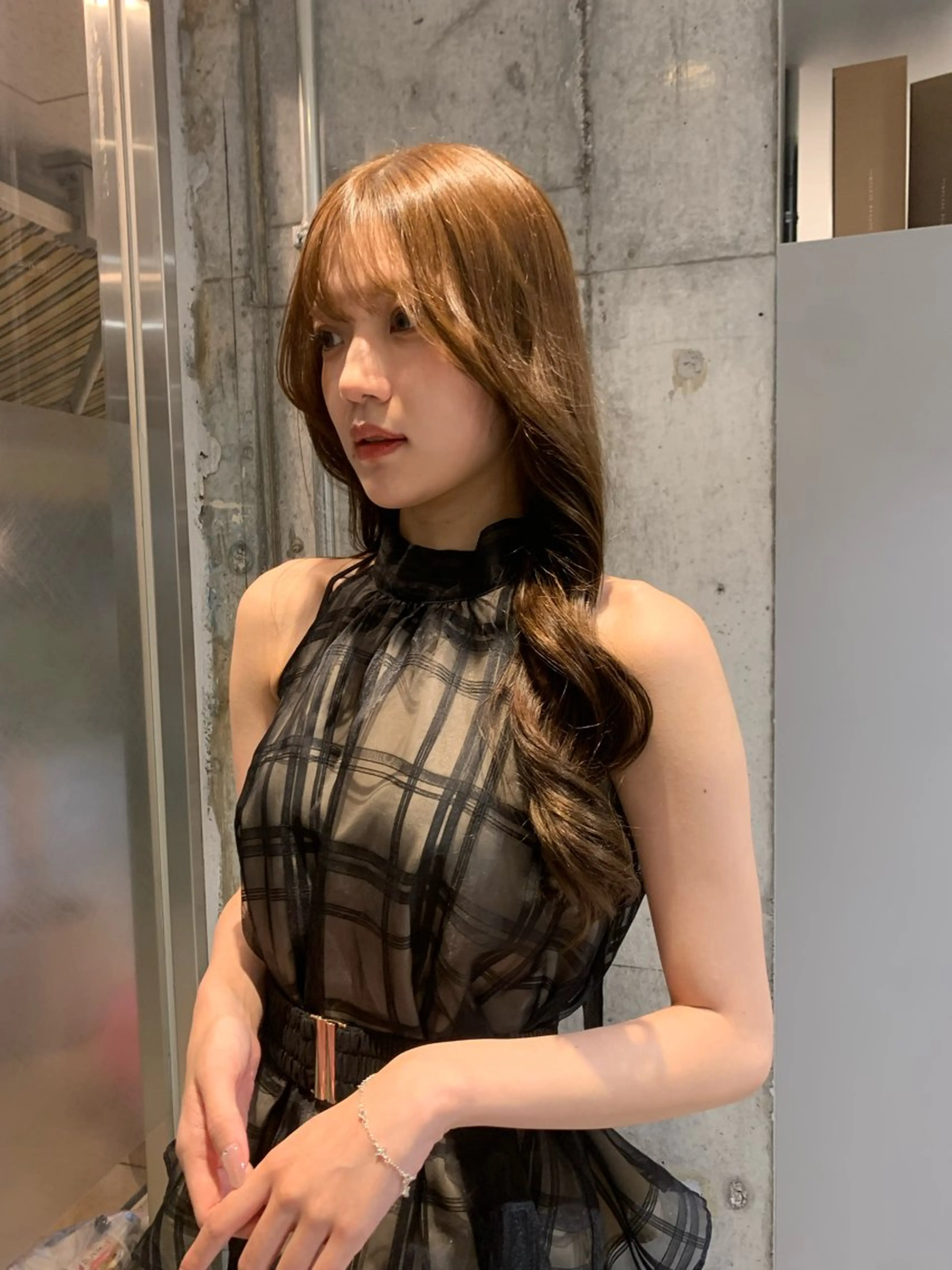 ロング 顔まわりレイヤー 顔周りカット レイヤーカット レイヤー/メンズ /髪質改善　廣島公平のヘアスタイル