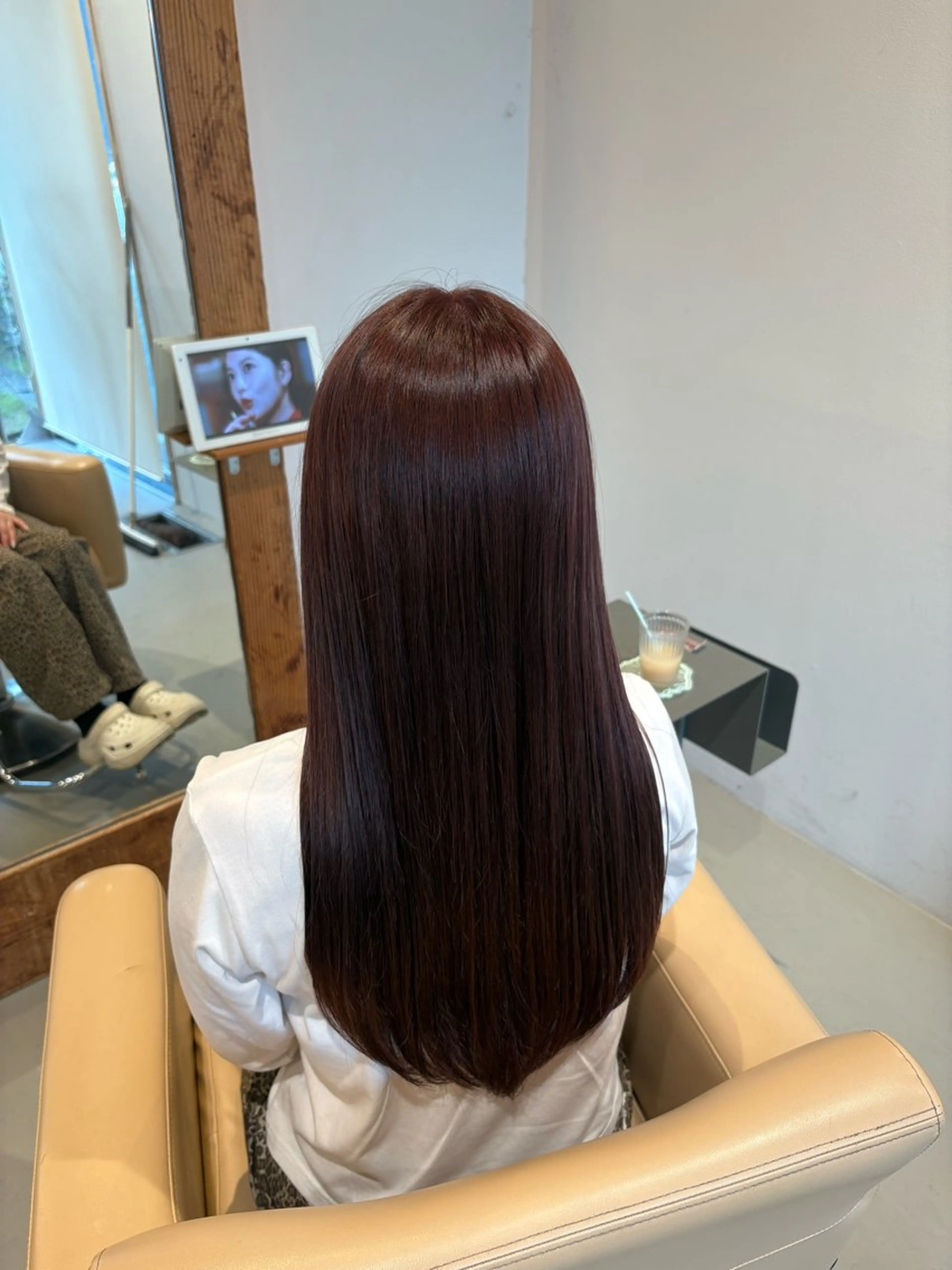 ロング カラー トリートメント ヘアカラー 小嶋 菜央のヘアスタイル