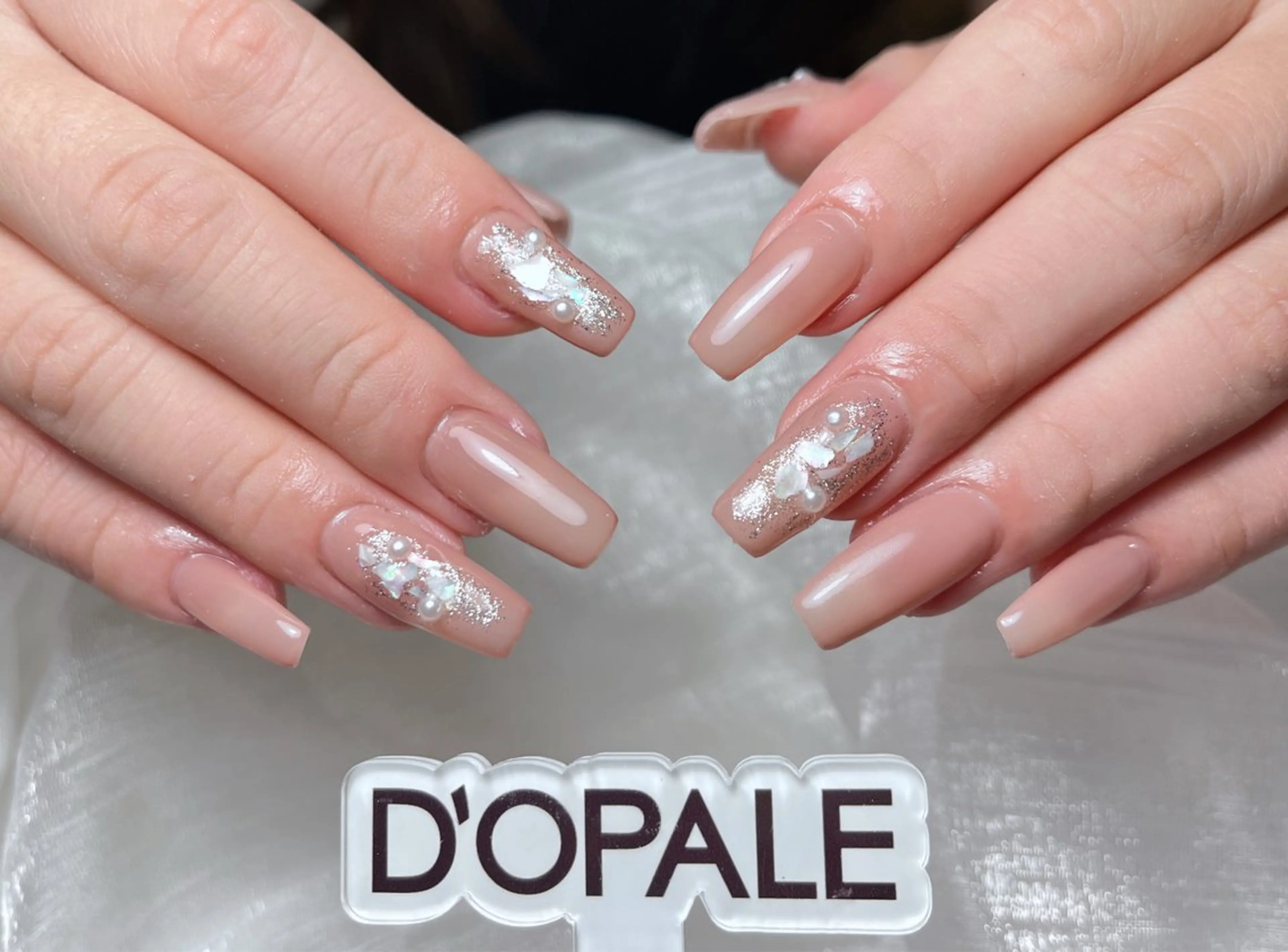 ネイル 長さ出し シンプルネイル ネイルチップ DOPALE、もも 彦奇のネイルデザイン