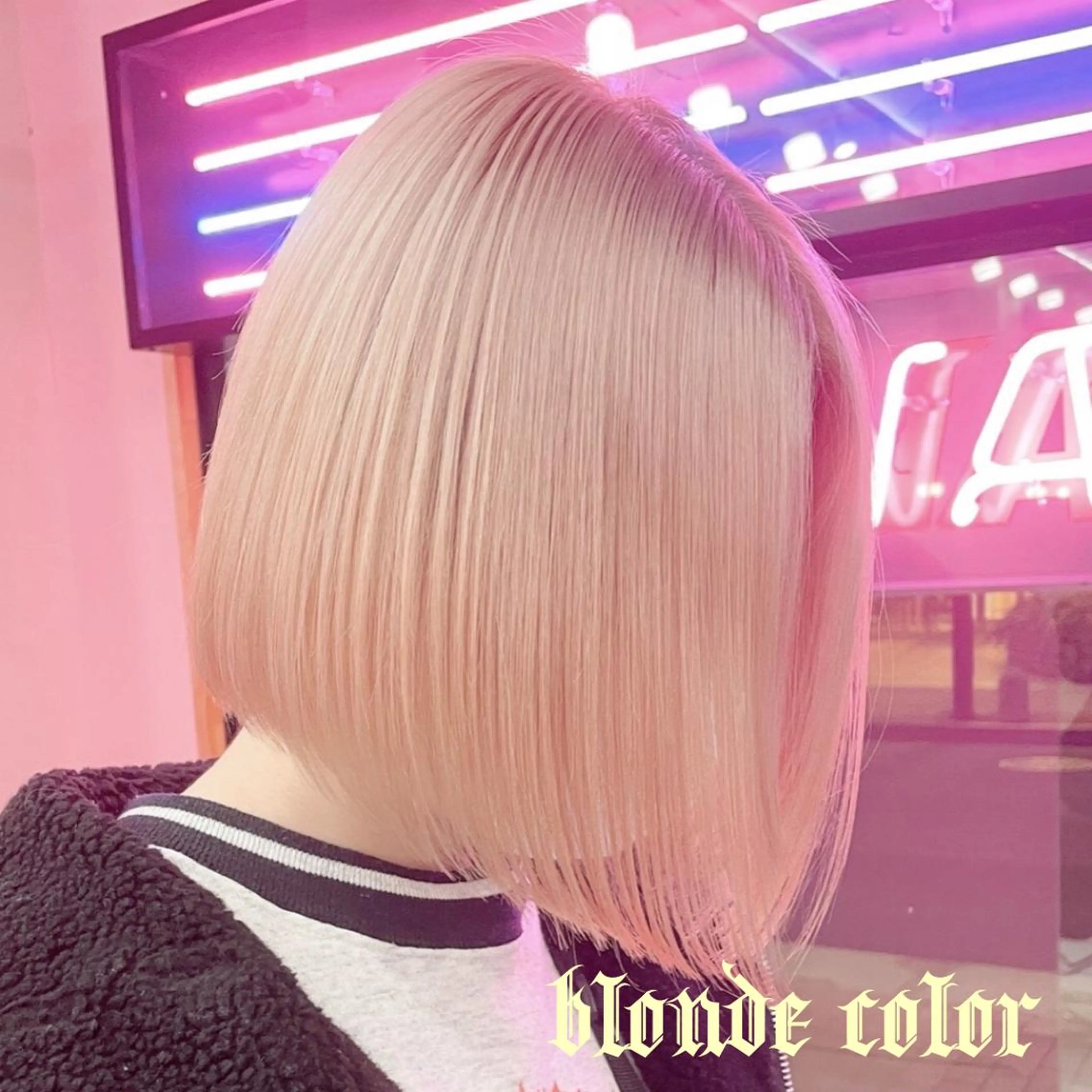 ショート カラー シールエクステ アクアカラー ブリーチ ケアブリーチ ダブルカラー 似合わせパーマ🔥 渡邉愛斗のヘアスタイル