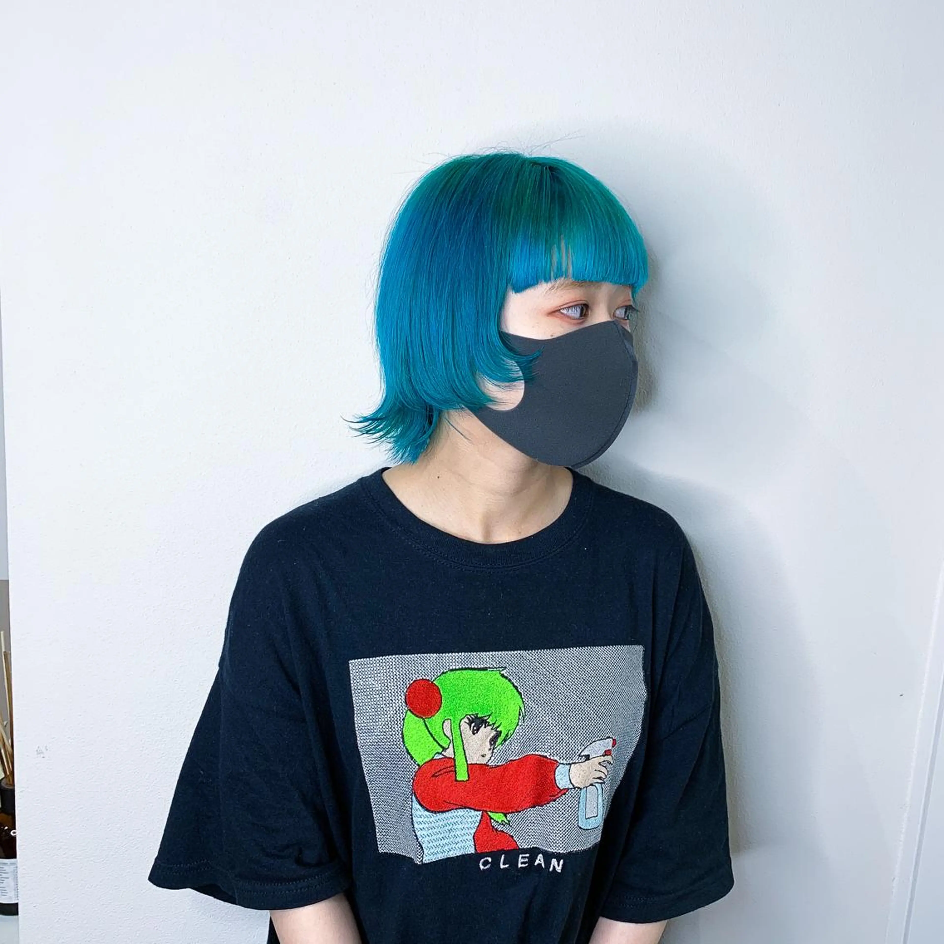 ショート カラー ブリーチ ブルーカラー ﾖｼﾅｶﾞﾏﾕ🦕 透明感カラーのヘアスタイル