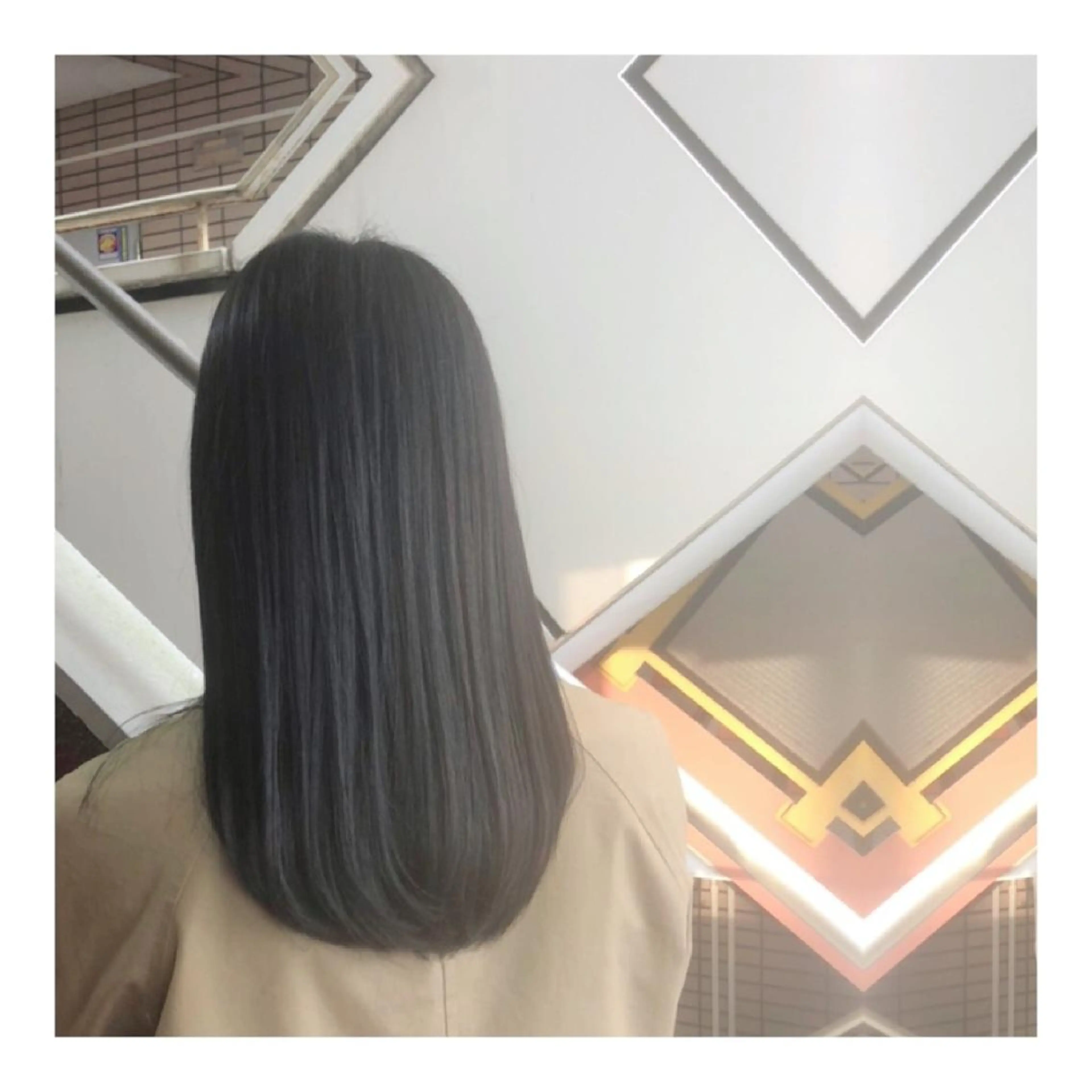 ロング カラー ヘアアレンジ アッシュ ダークグレー トリートメント トリートメント EMANON大宮 ANNEX所属・Joshua / 素髪改善のヘアスタイル