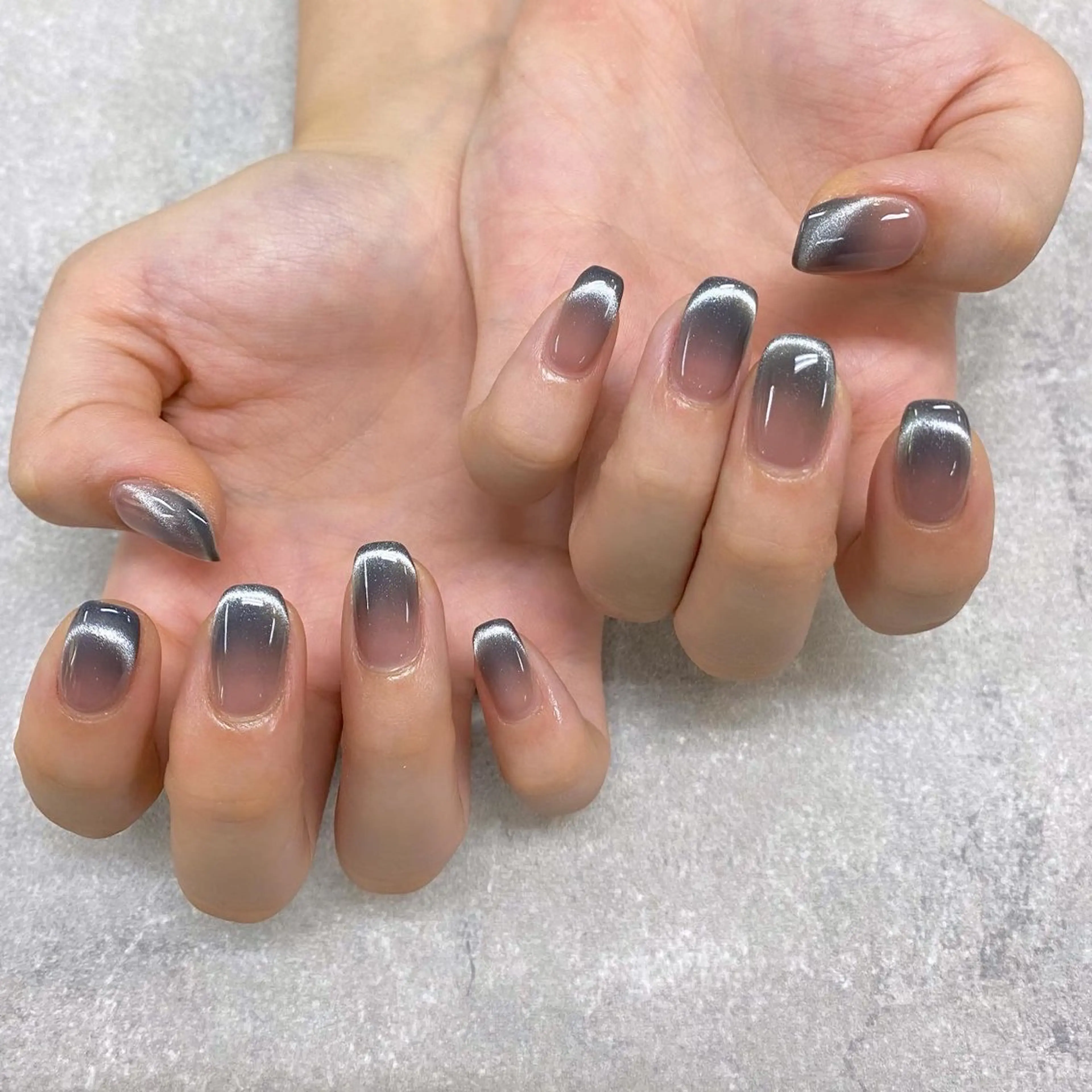 ネイル フレンチネイル マグネットネイル マグネットフレンチ ハンドネイル NUMAZAWA KASUMIのネイルデザイン