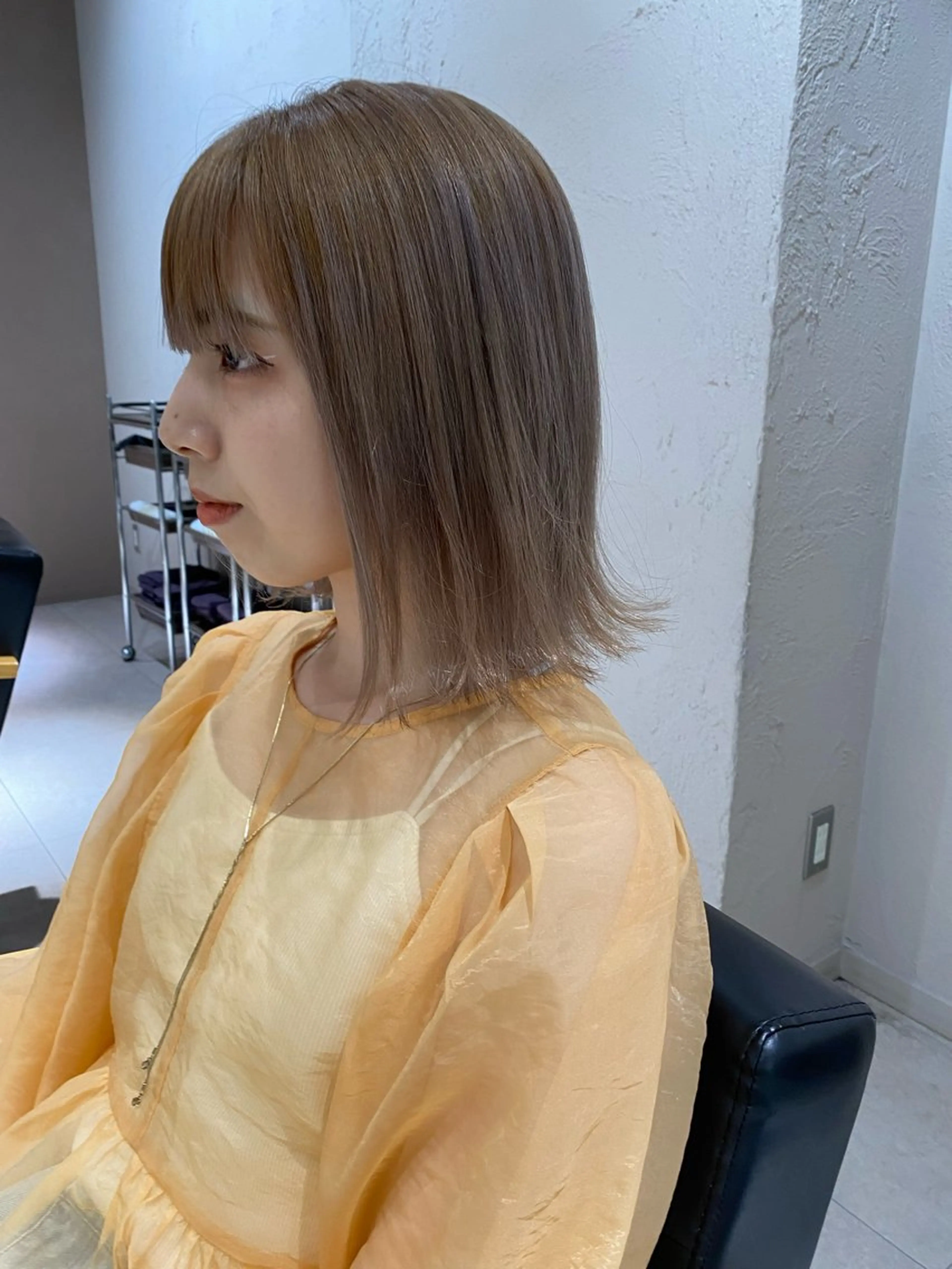 ミディアム 切りっぱなしボブ ボブ カット ヘアカラー 栗原 瑞稀のヘアスタイル