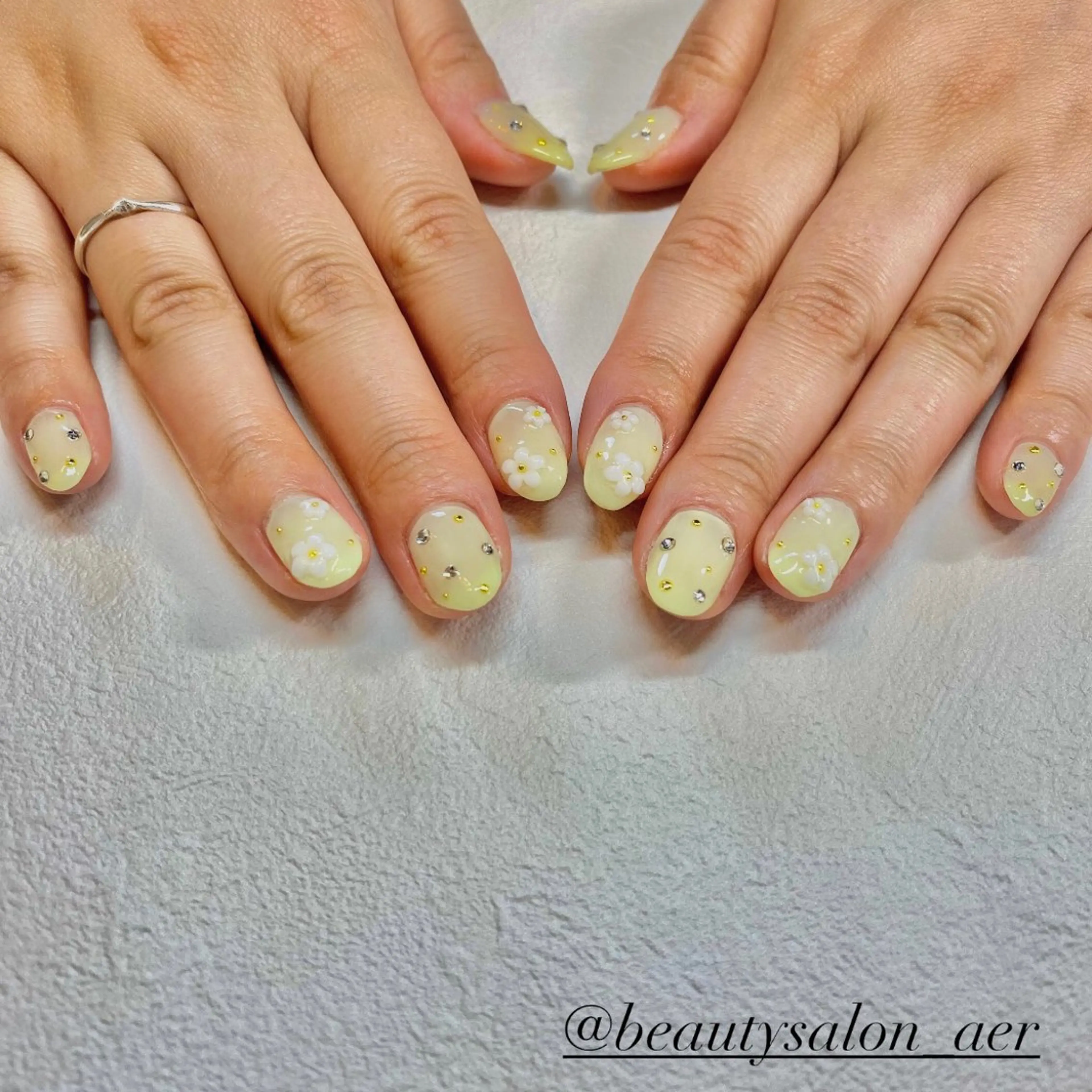 ネイル 持ち込み デコパーツが得意♪ ネイル/眉毛/エステの眉毛・アイブロウイメージ