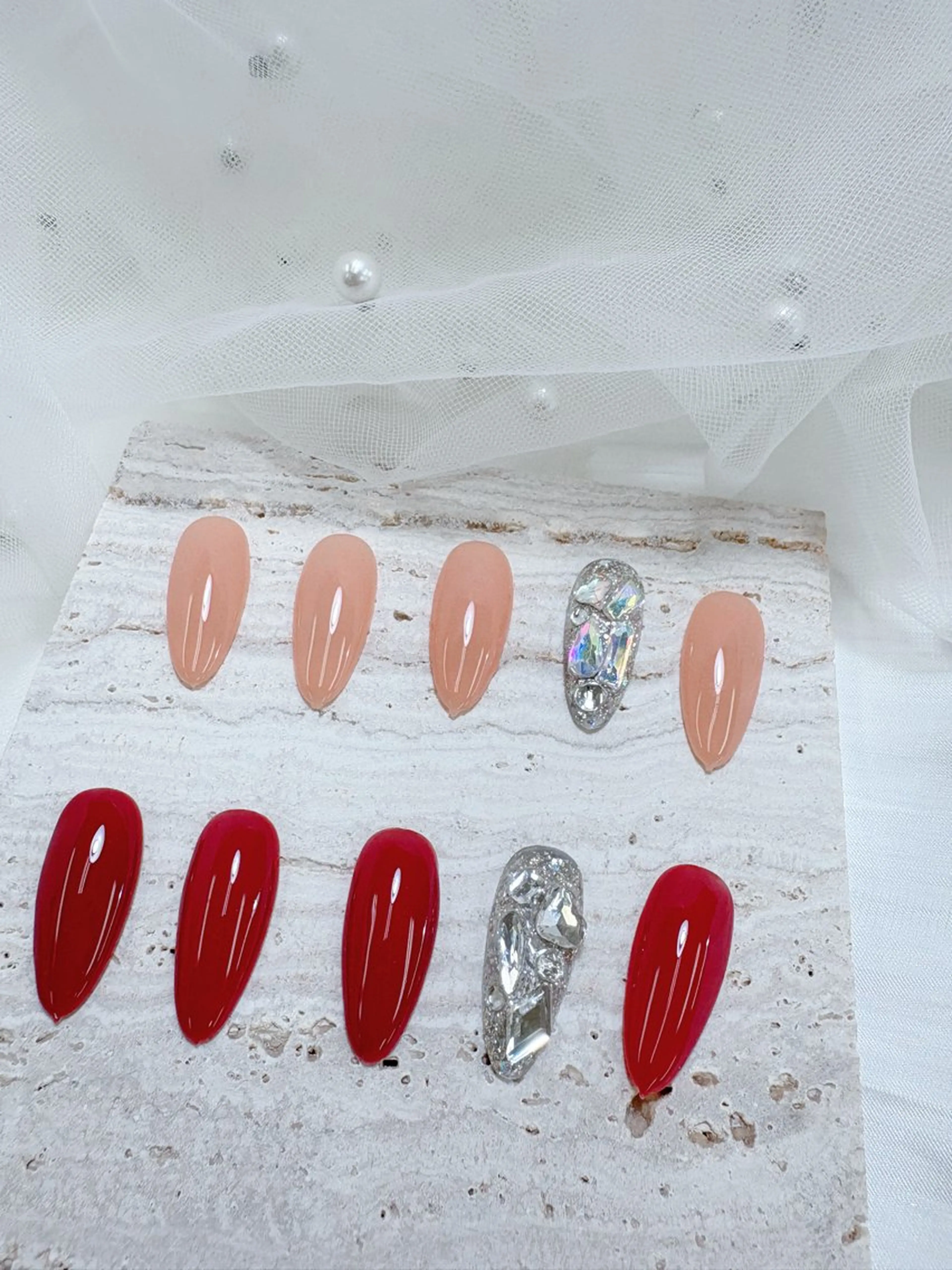 💅ジュニアネイリスト💗自爪2本埋尽くしかパーツ２個コース【新規オフ無料】💅ハンドネイルの写真