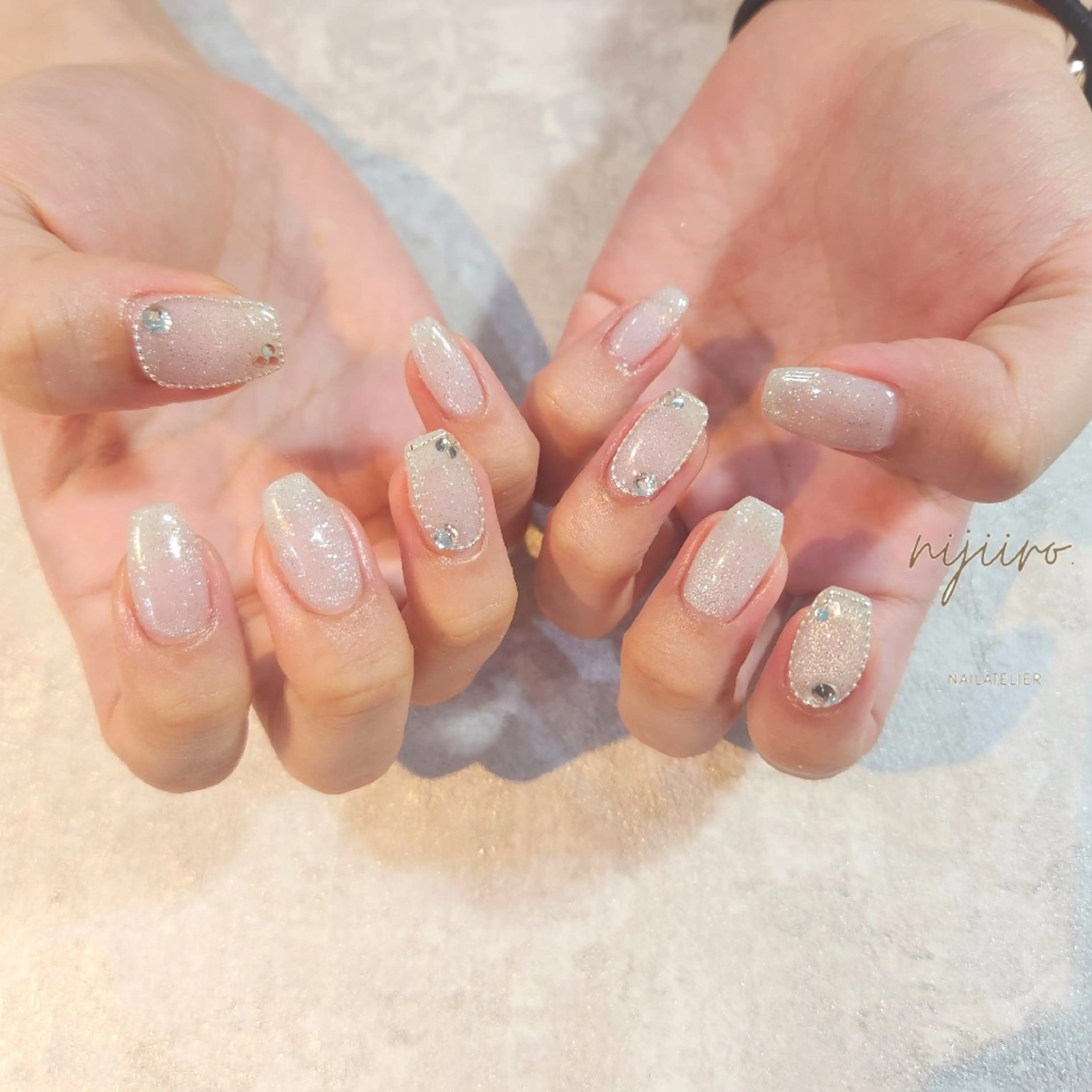 ネイル ハンドネイル nailatelier nijiiro.所属・nijiiro🌈 サトウのネイルデザイン
