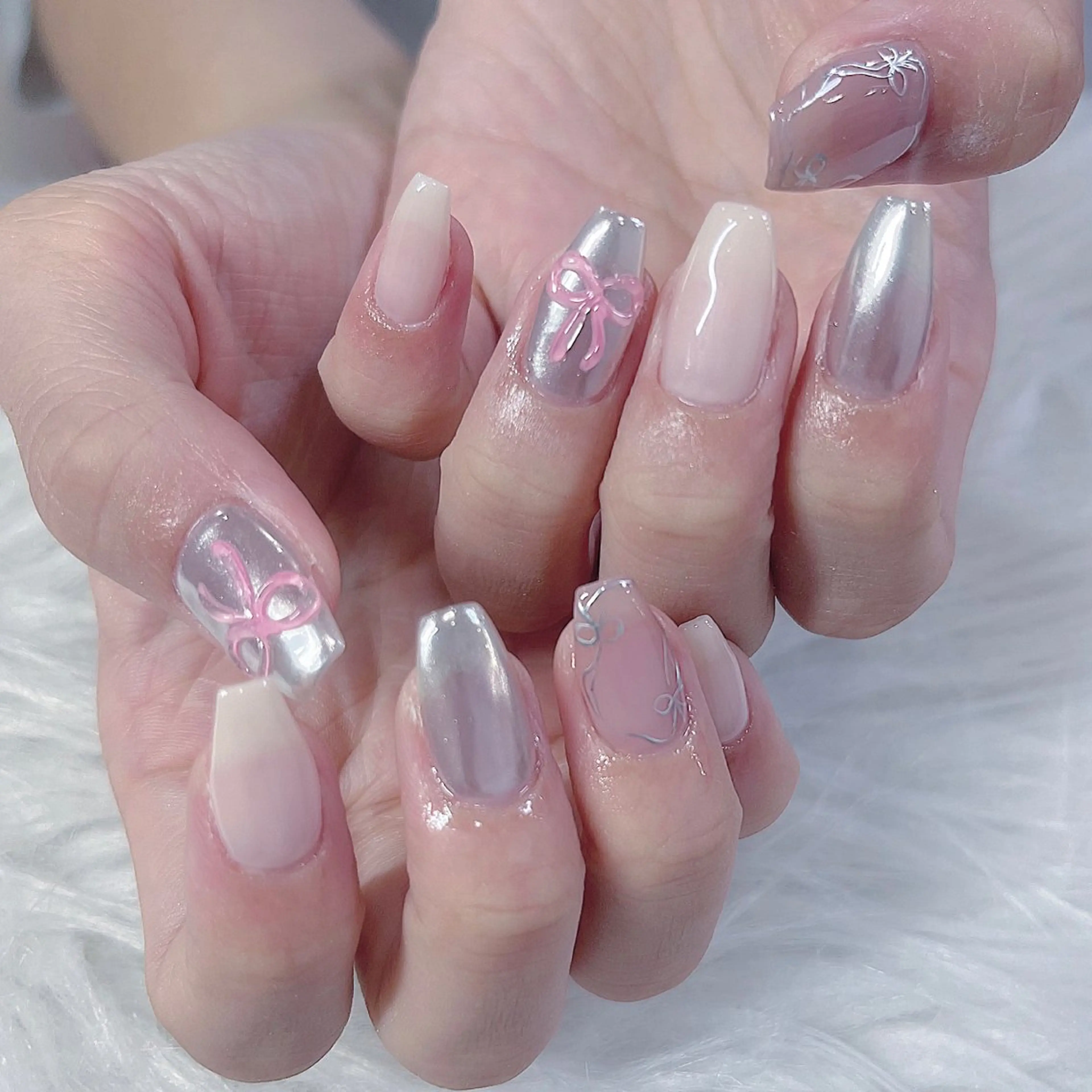 ネイル ハンドネイル Maya 🧊🫧‪のネイルデザイン