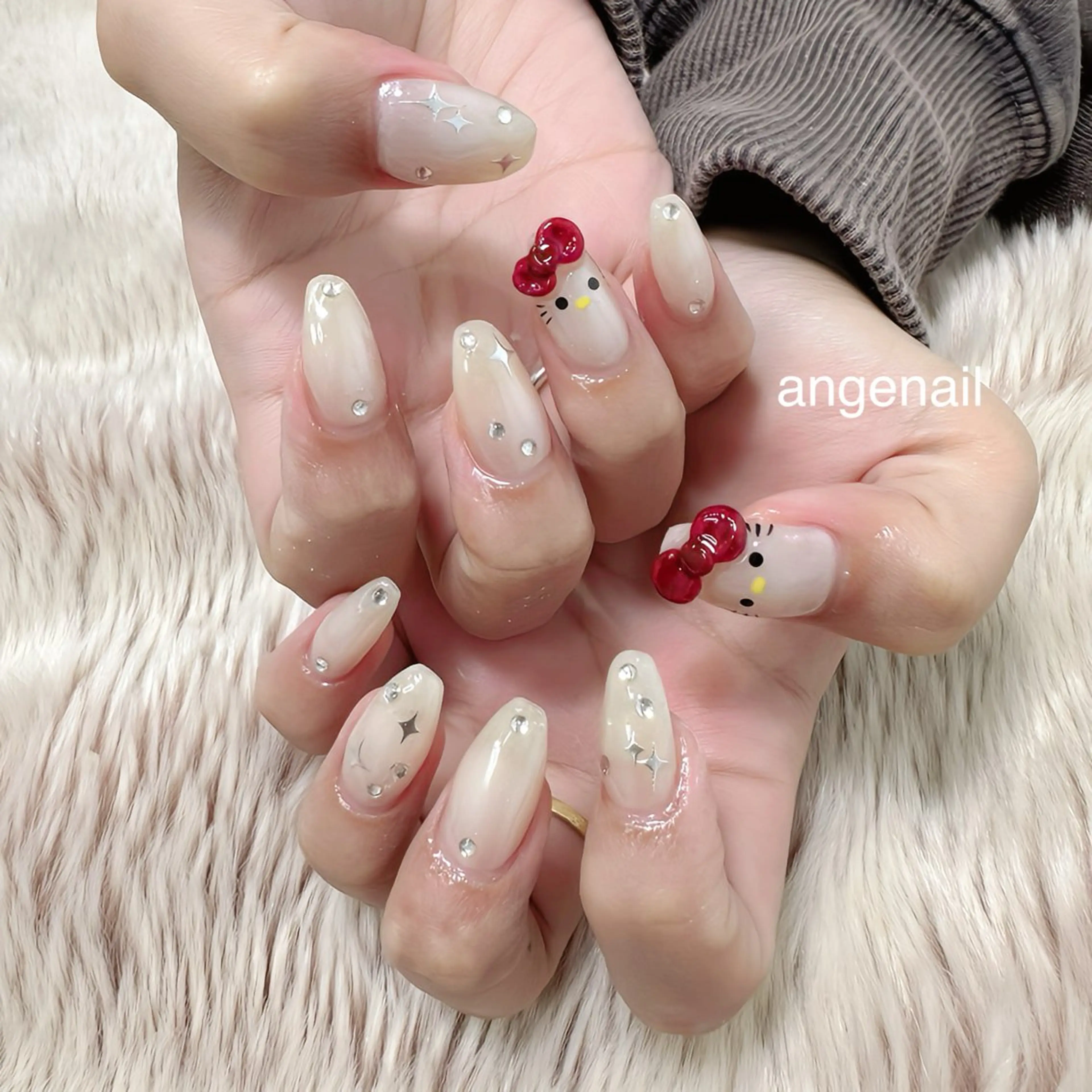 ネイル ハンドネイル オーナーネイリスト MAKIのネイルデザイン