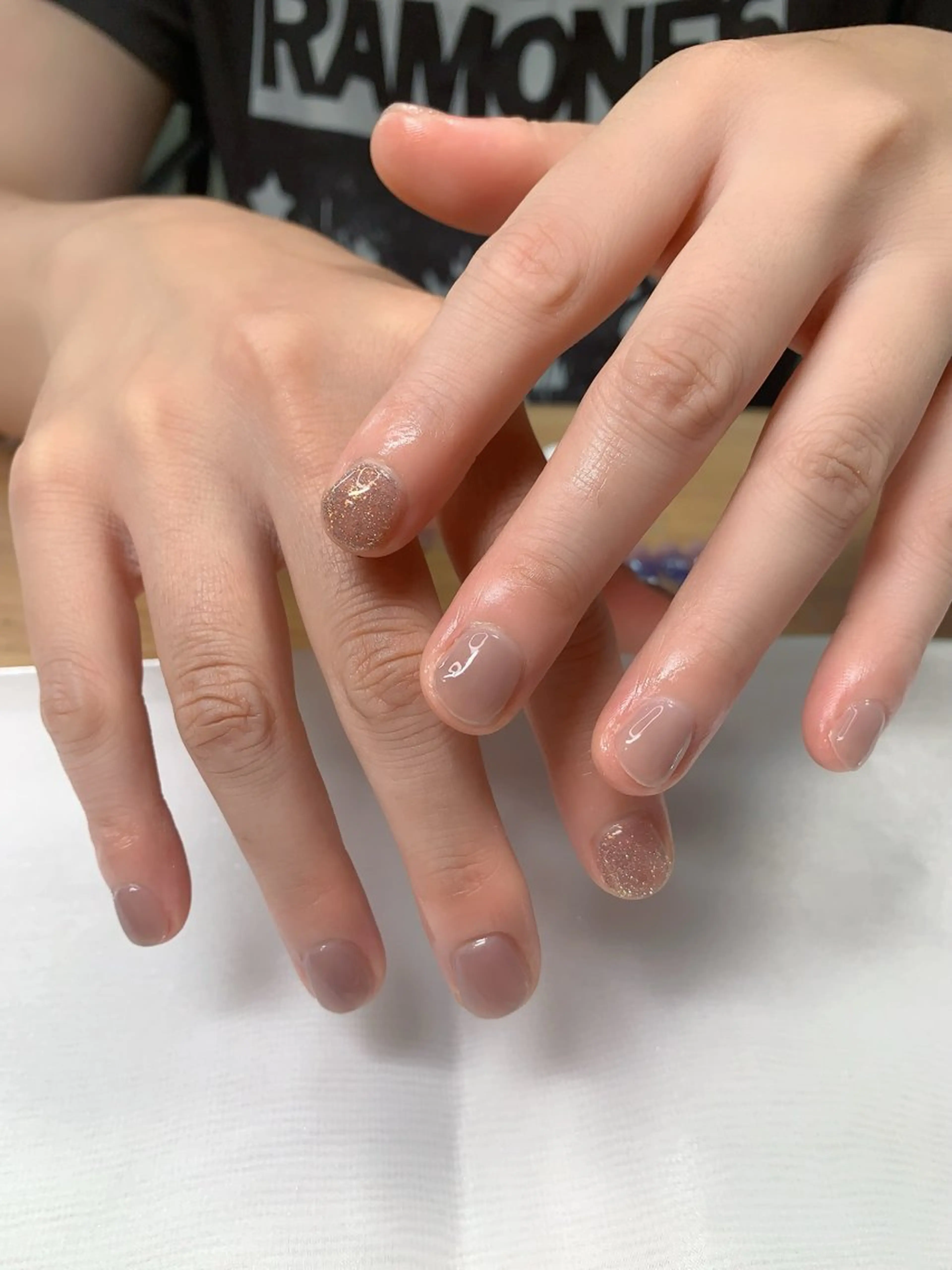 ネイル フラッシュネイル キラキラネイル オフィスネイル Cute Tips nailのネイルデザイン