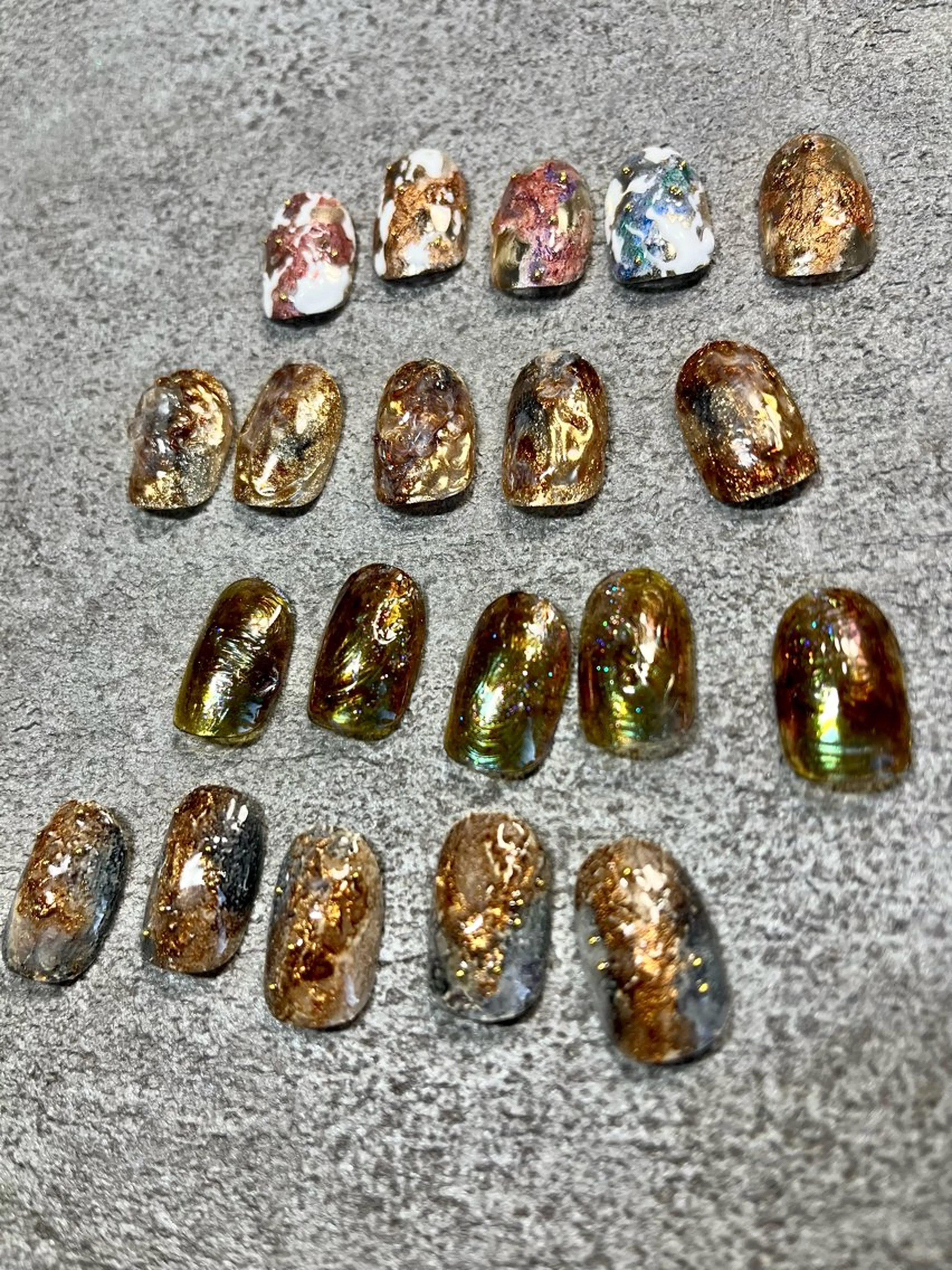 ネイル ブラウン ニュアンスネイル ハンドネイル nailsalon ASUNALO所属・ASUNALO えりかのネイルデザイン