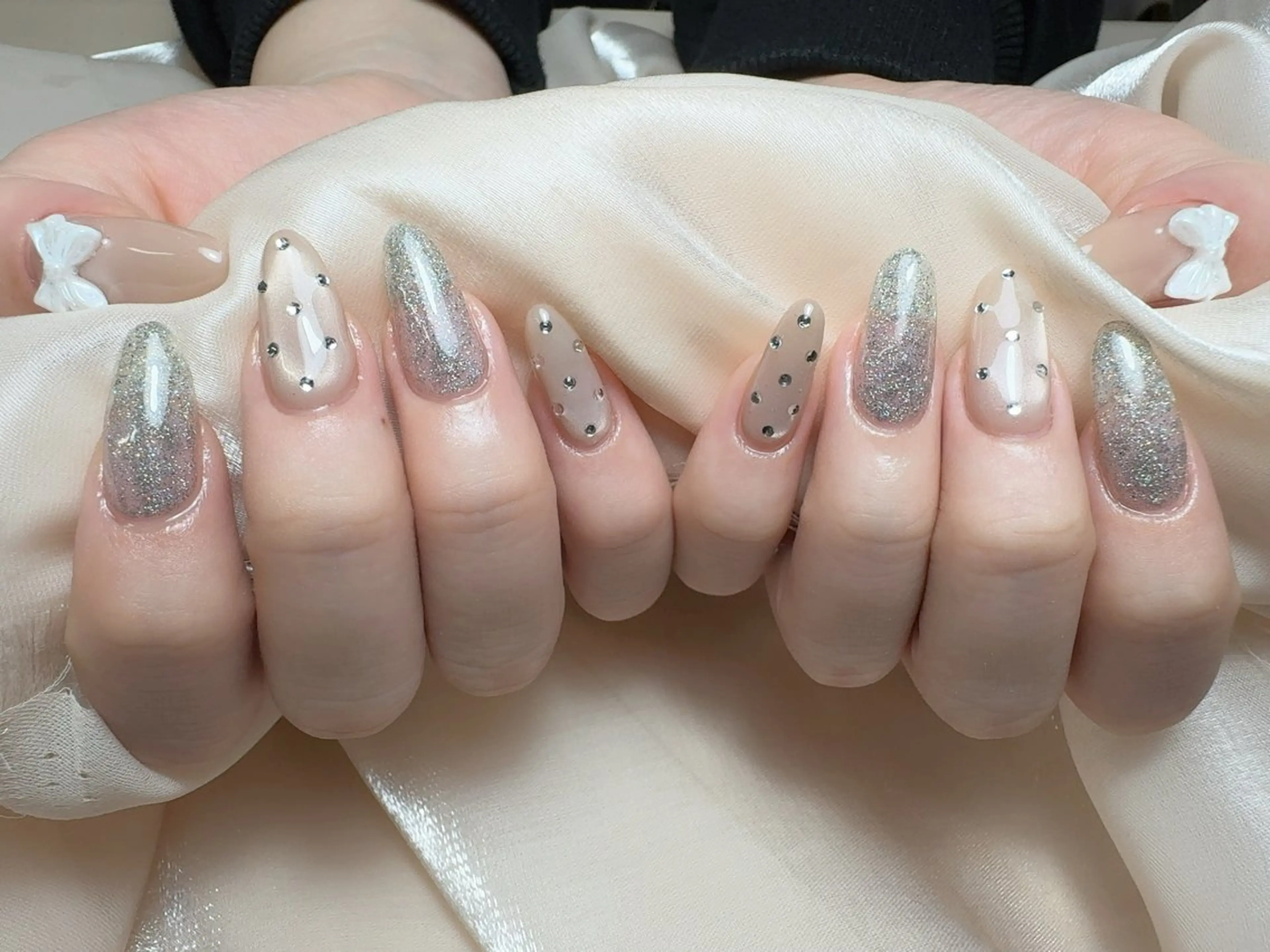 ネイル ハンドネイル LR.ONE リナのネイルデザイン