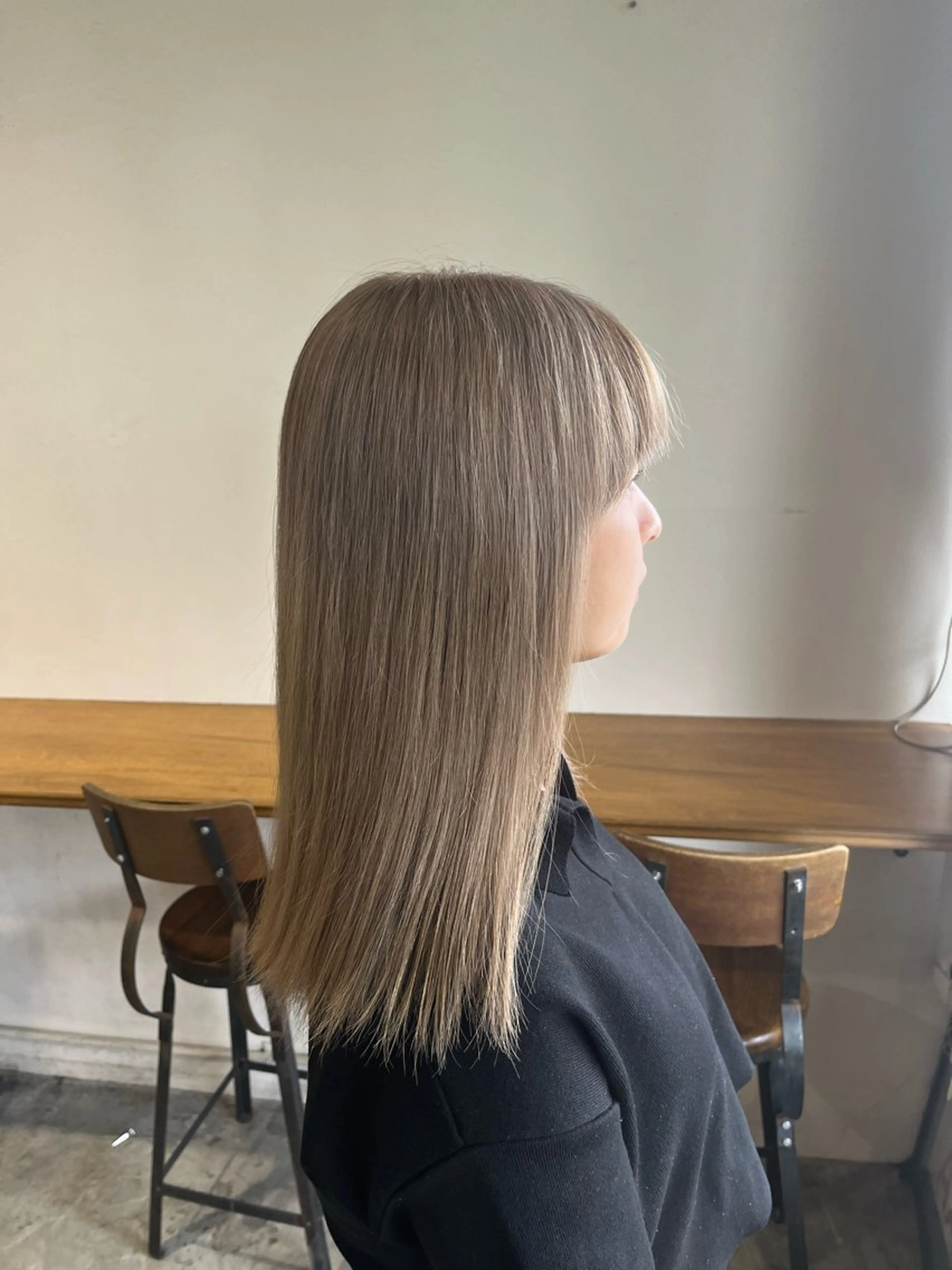 セミロング カラー ヘアアレンジ ヘアカラー 高島 凜のヘアスタイル