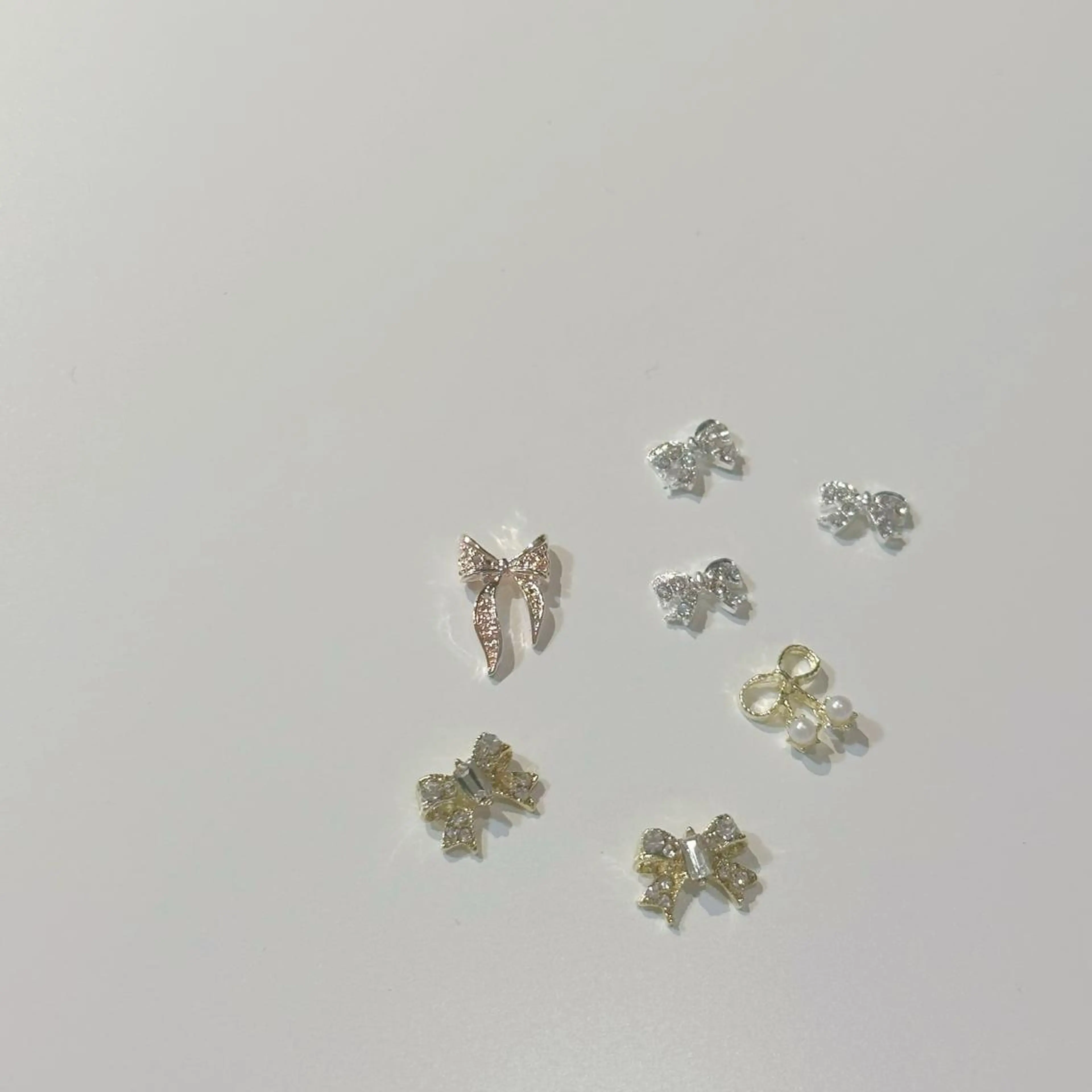 ネイル リボン tsugi nailのネイルデザイン