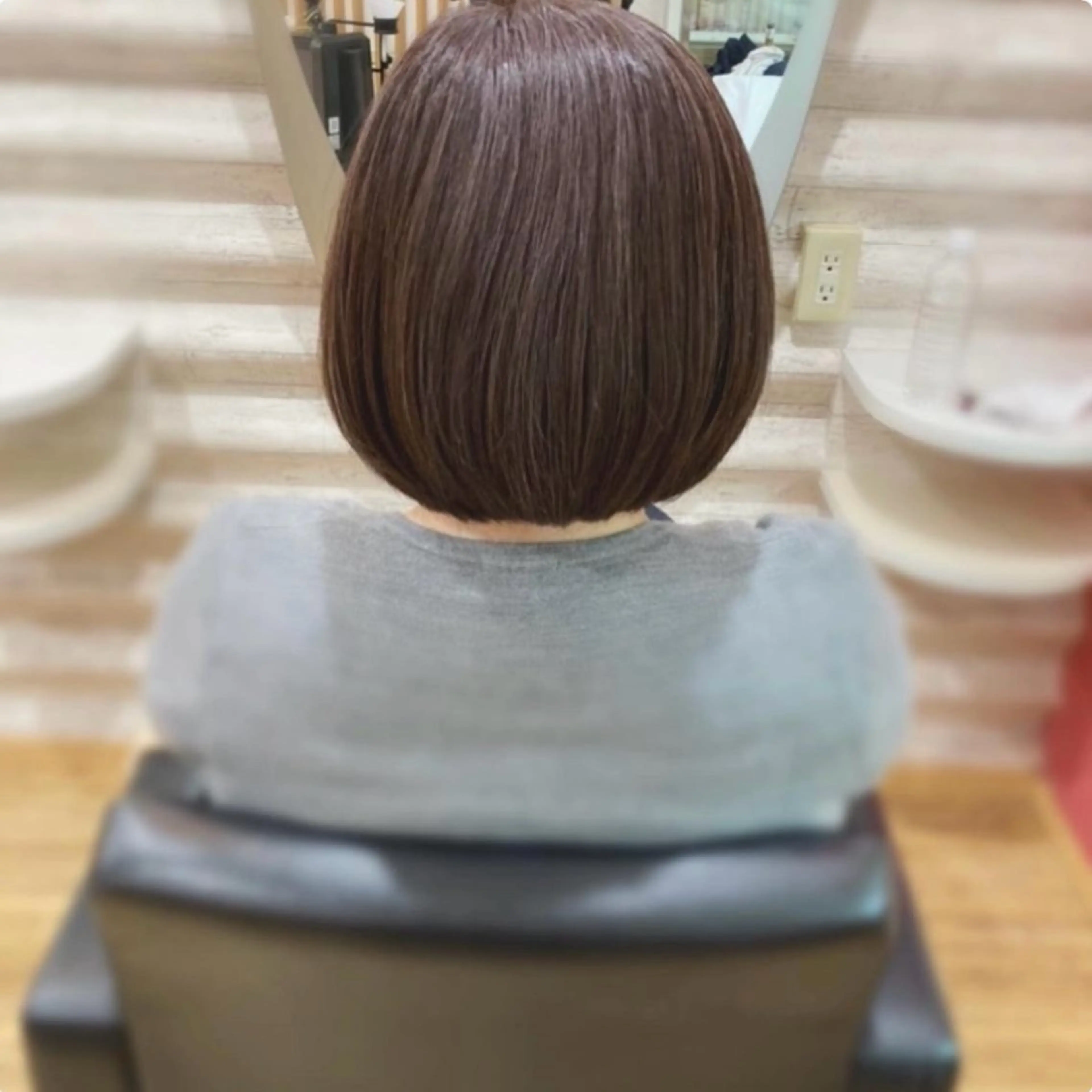 ミディアム カラー 髪質改善 カット トリートメント カラーダメージが艶々 『ケア特化店』KONのヘアスタイル