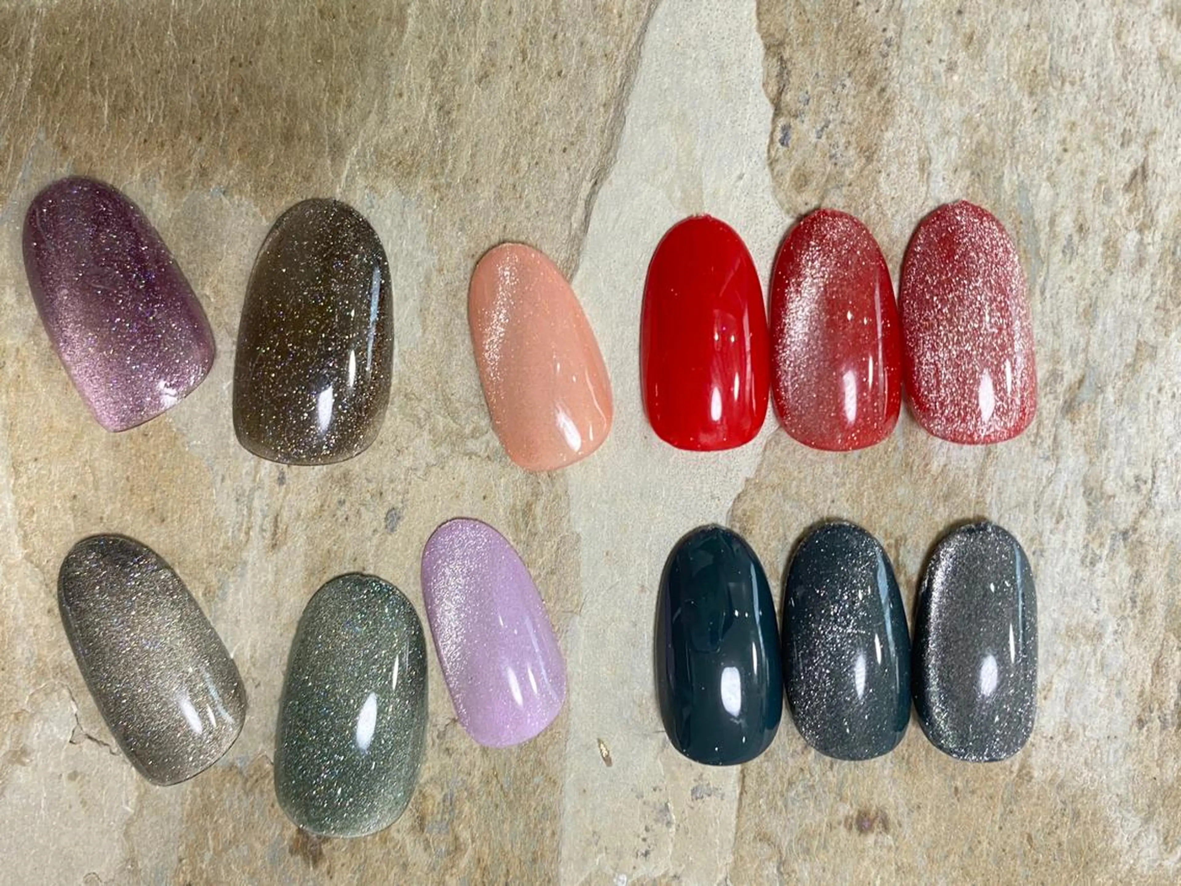 ネイル マグネットネイル MOMO nailのネイルデザイン