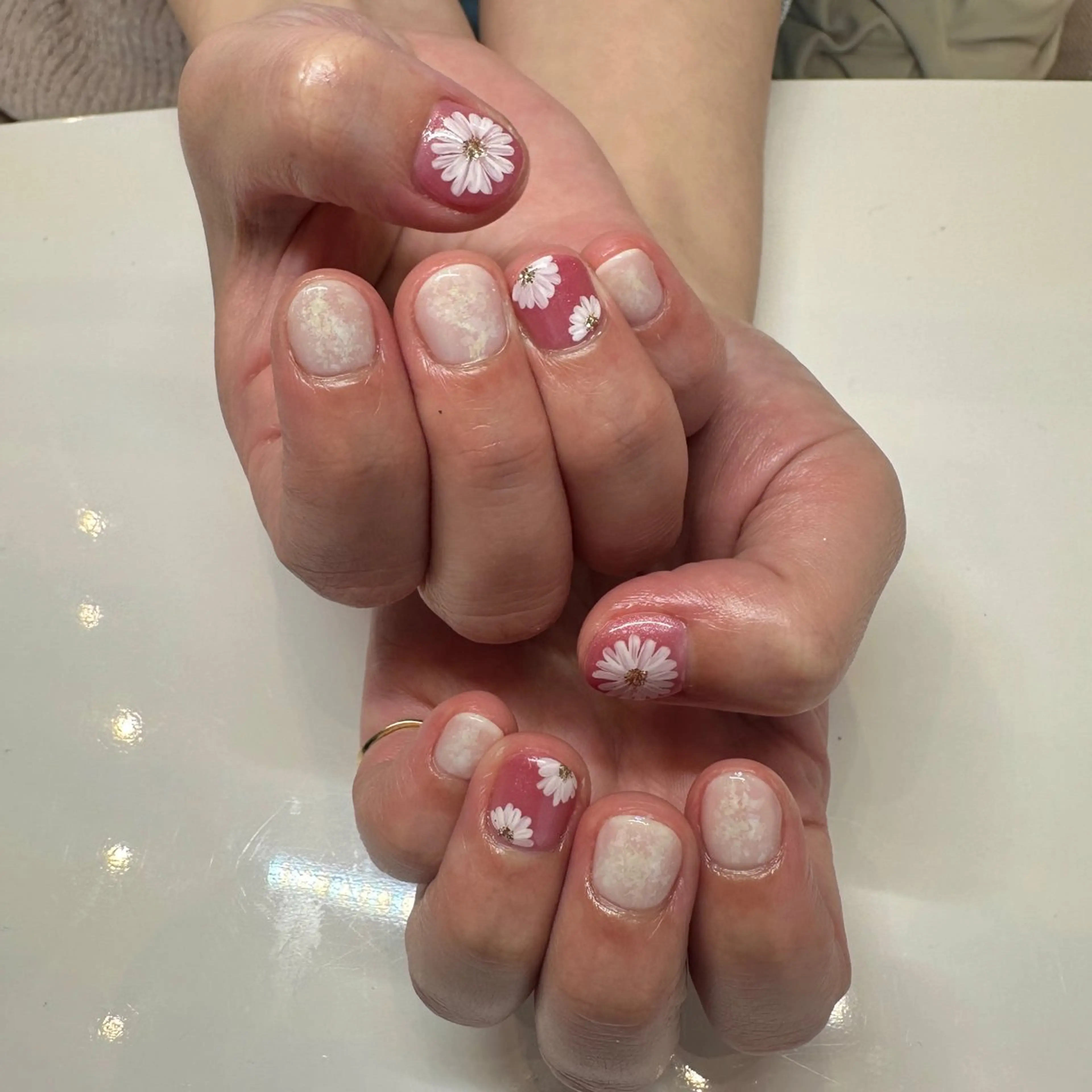 ネイル アートネイル ピンク Lucy's Nail 小倉店所属・Lucy'sNail 小倉店のネイルデザイン