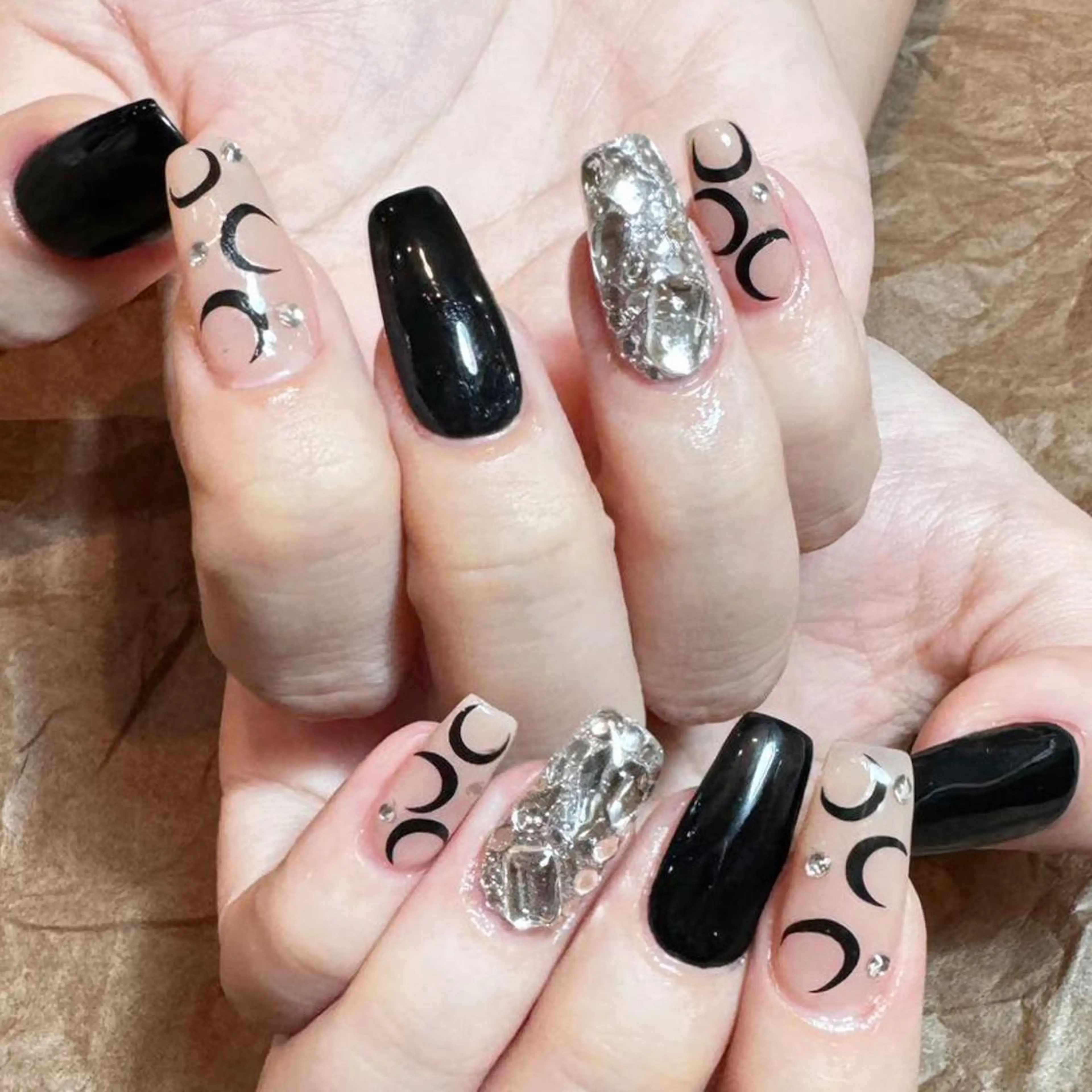 ネイル アートネイル オーロラネイル ガーリー キラキラネイル 韓国ネイル Diamond NAIL✨のネイルデザイン