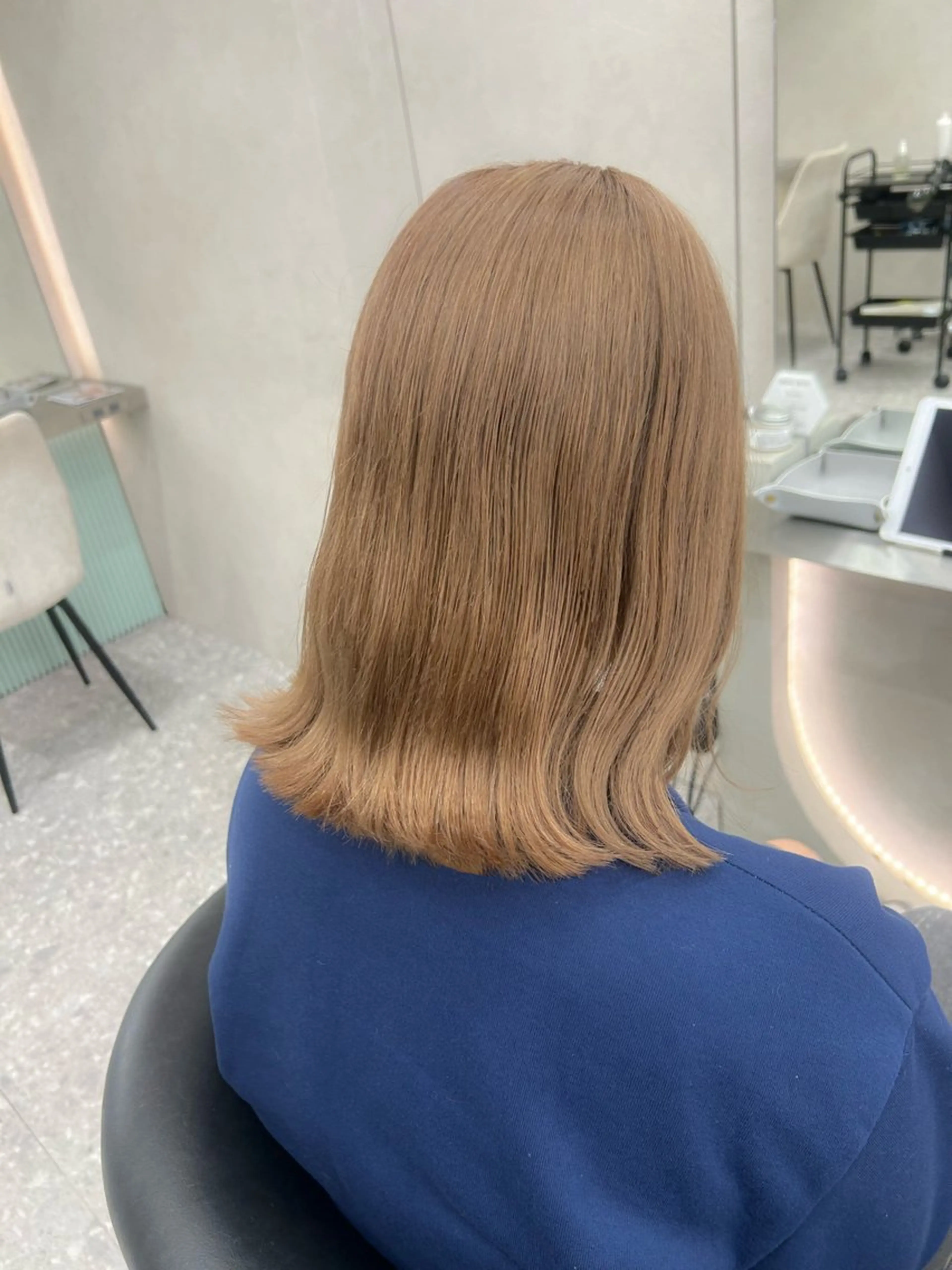 ミディアム カラー ヘアアレンジ fumika🎀 韓国ヘア×ベージュのヘアスタイル