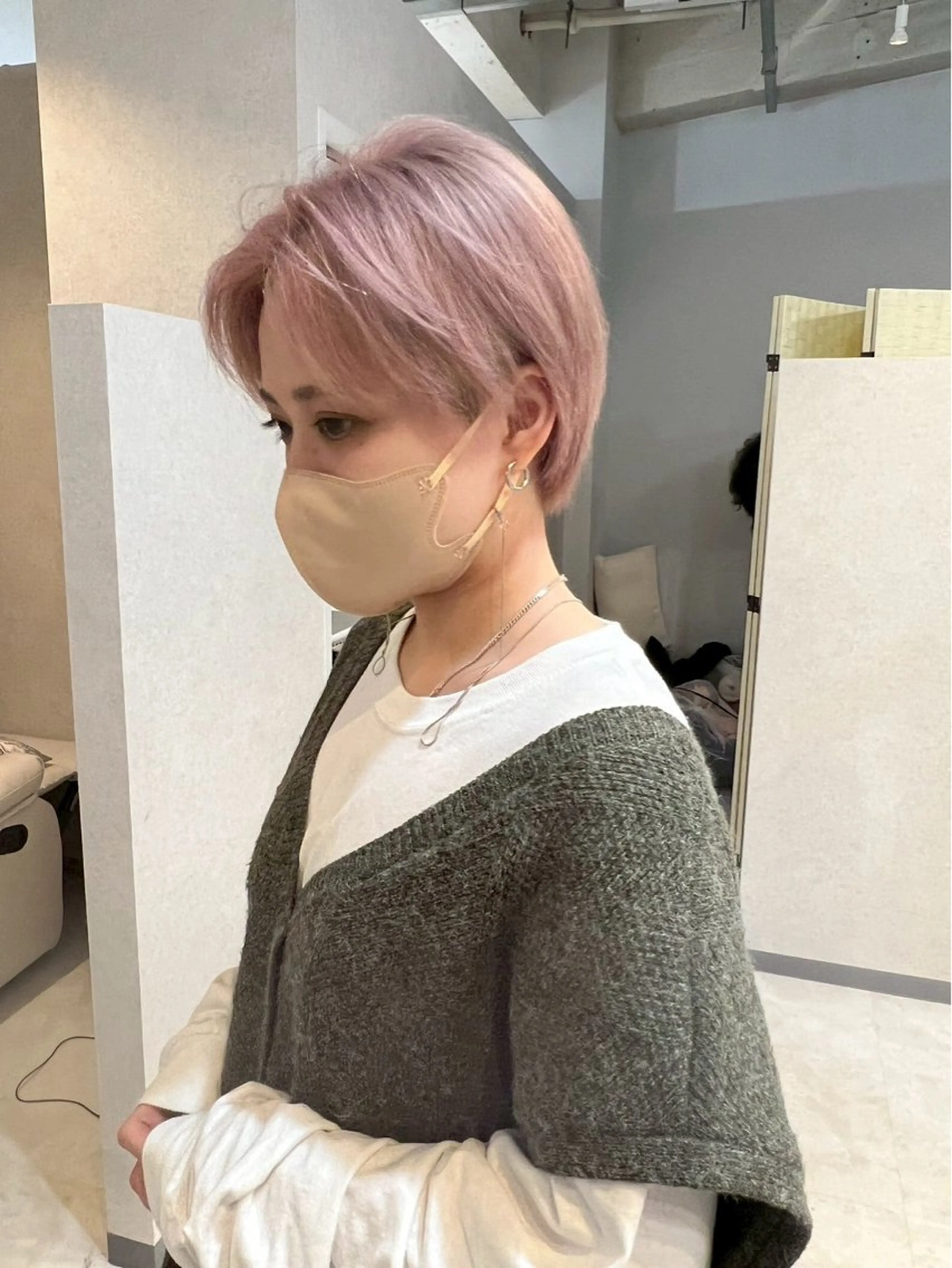 ショート カラー ヘアアレンジ ヘアカラー トリートメント 髙橋 恵永のヘアスタイル