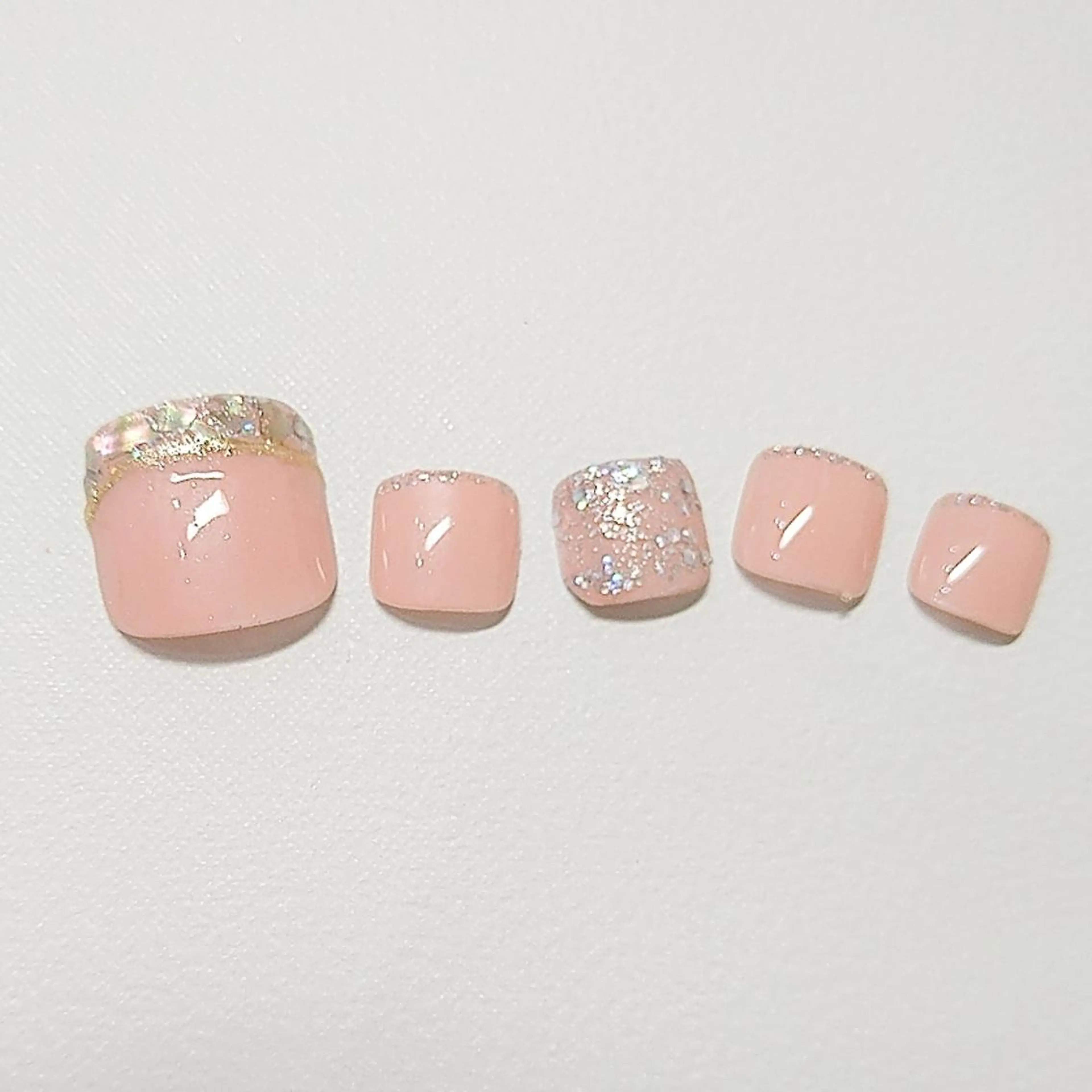 ネイル フレンチネイル フットネイル Tiary🤍 Sachikaのネイルデザイン