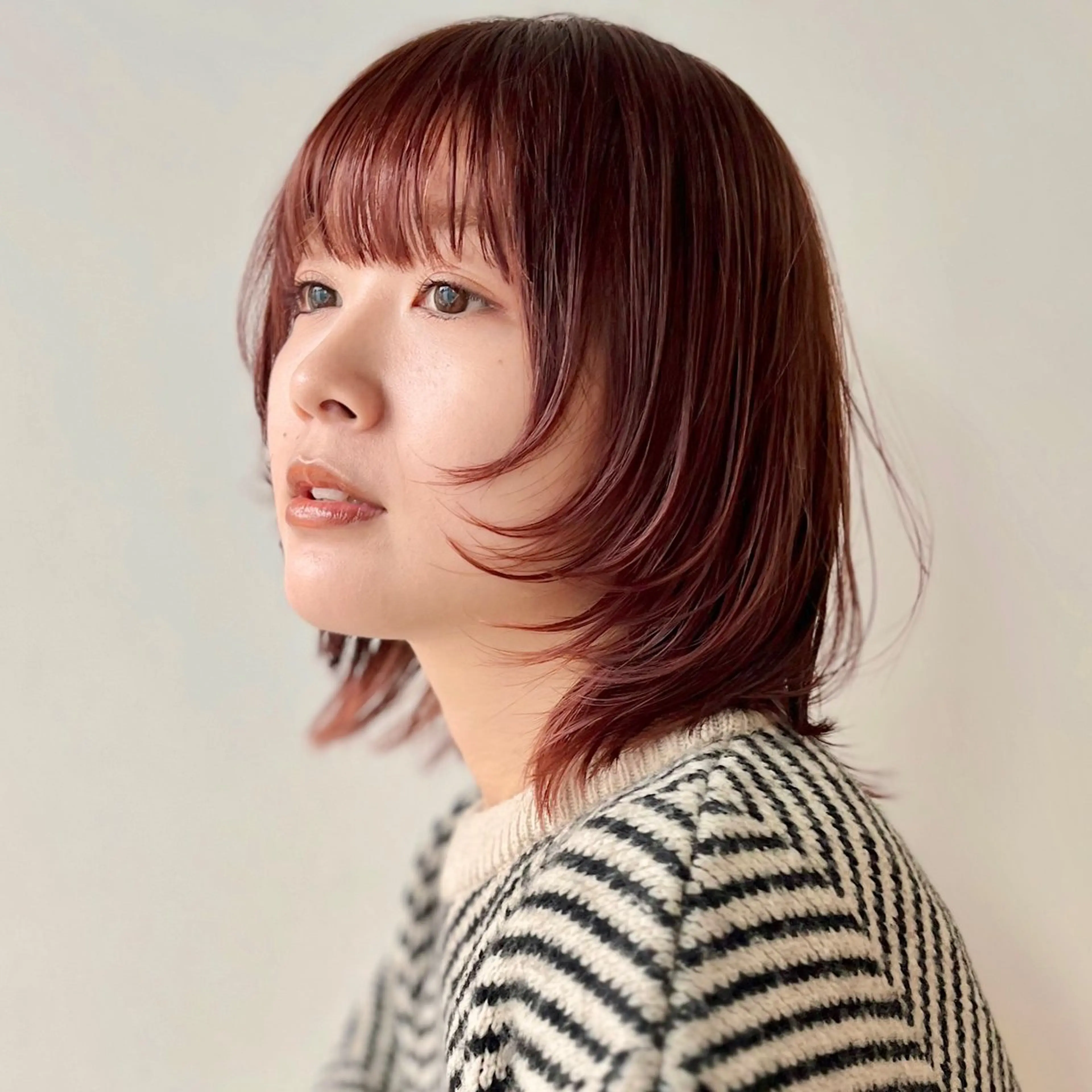 ショート カラー ブラウンカラー レッドカラー レッドブラウン ボブ ウルフカット カット ヘアカラー あやめ【顔まわり/レ イヤー/柔らかカラ】のヘアスタイル