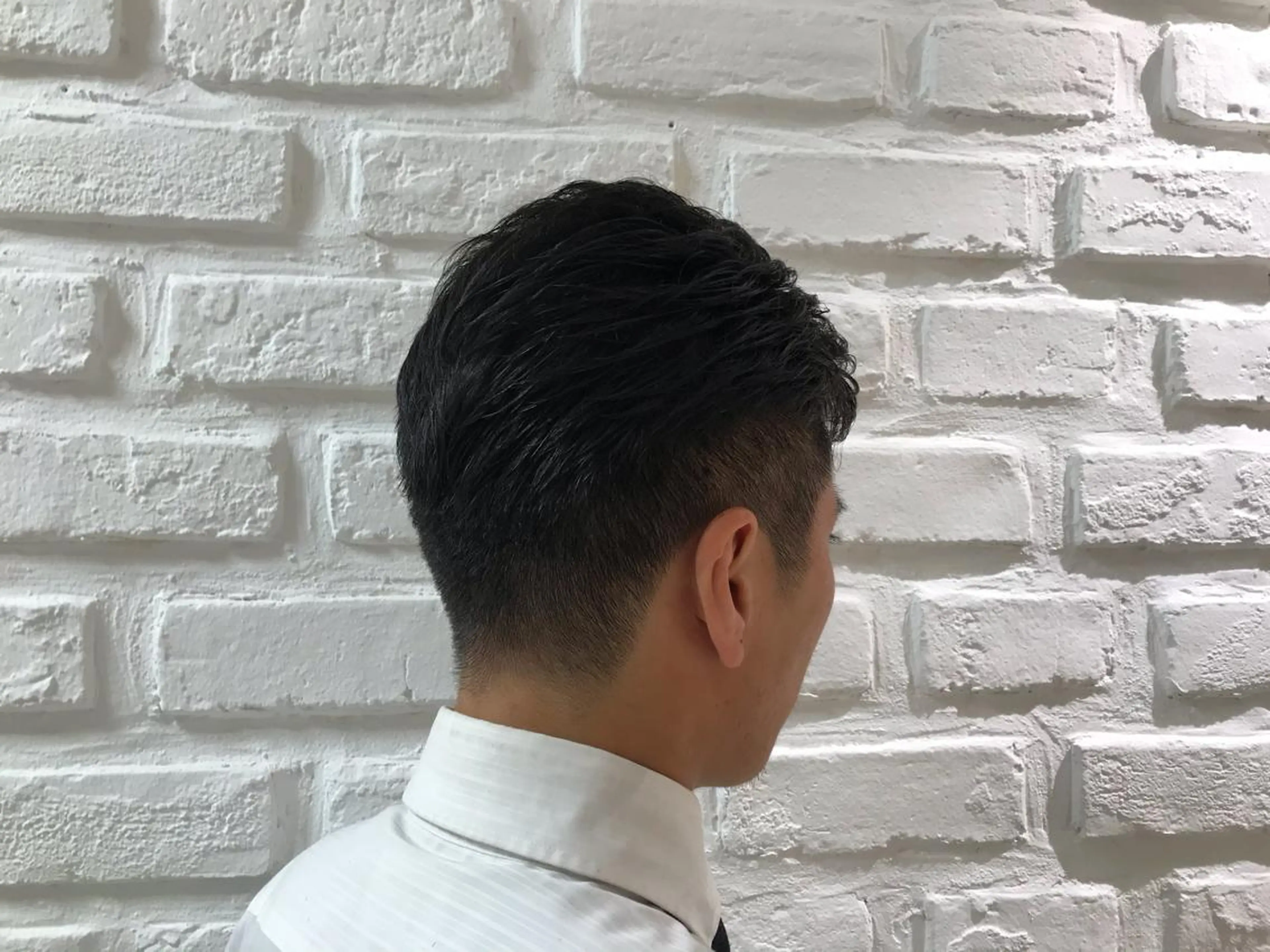 メンズ 刈り上げ カット 暖色カラー🌹 中山由梨のヘアスタイル