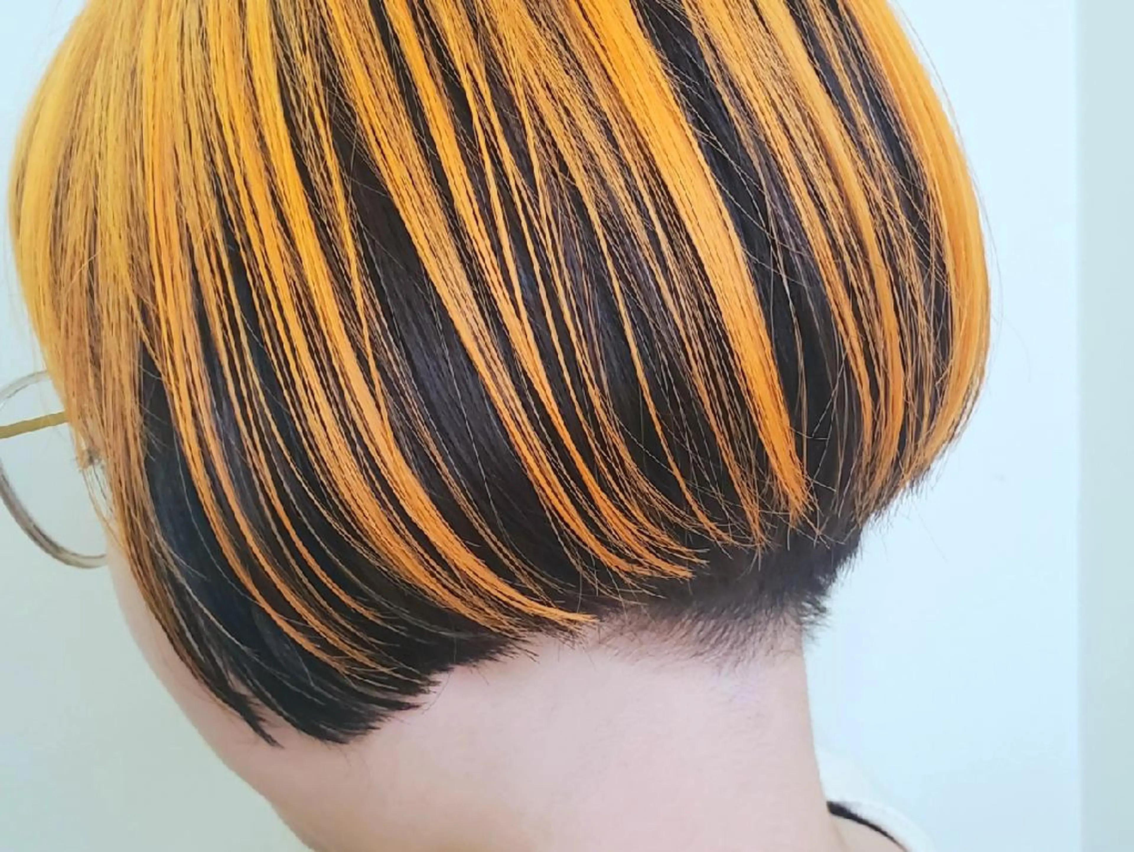 ショート カラー マネージャー 西村優子のヘアスタイル