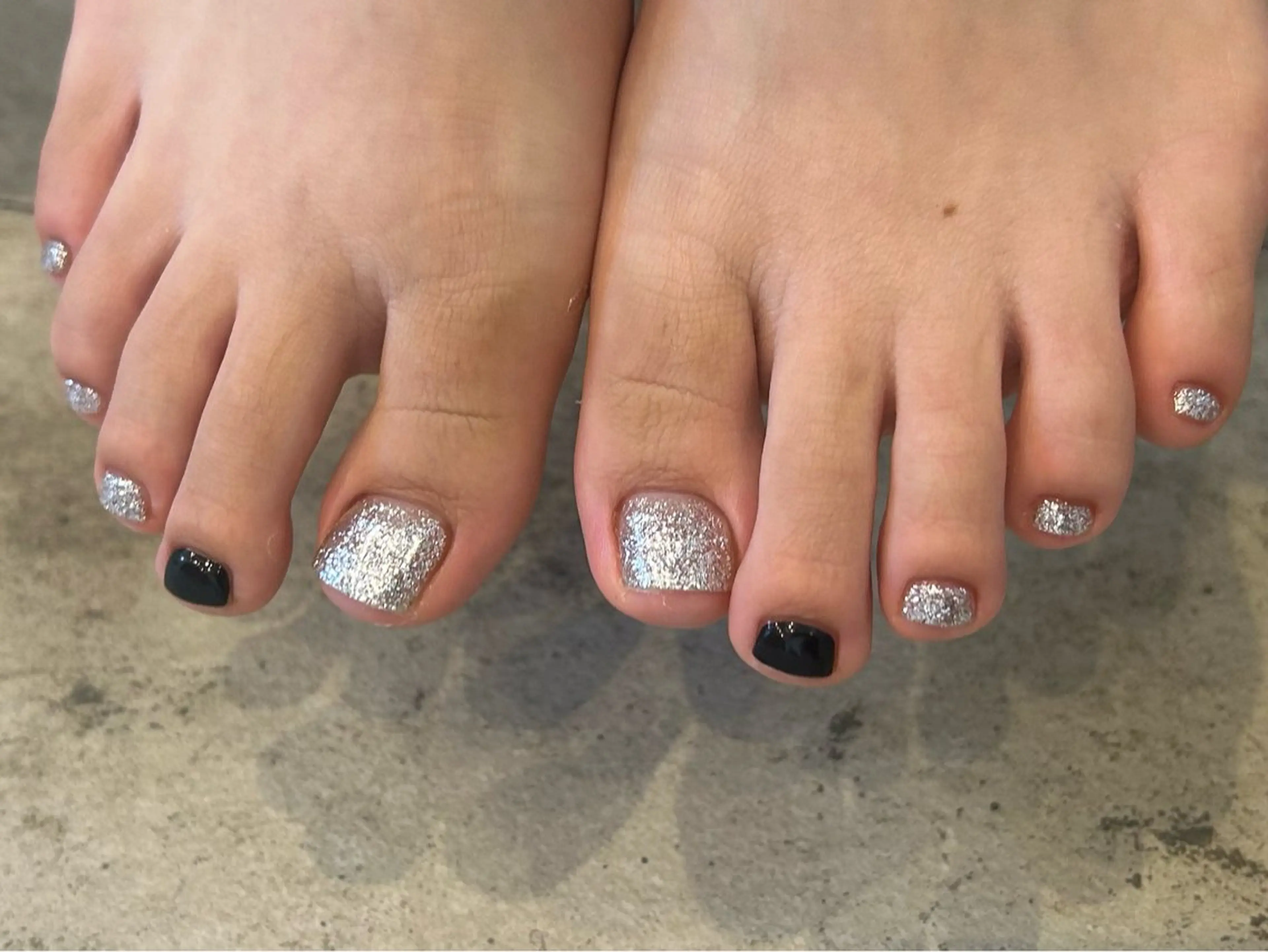 オフ有【FOOT】《ワンカラー・ラメ》の写真