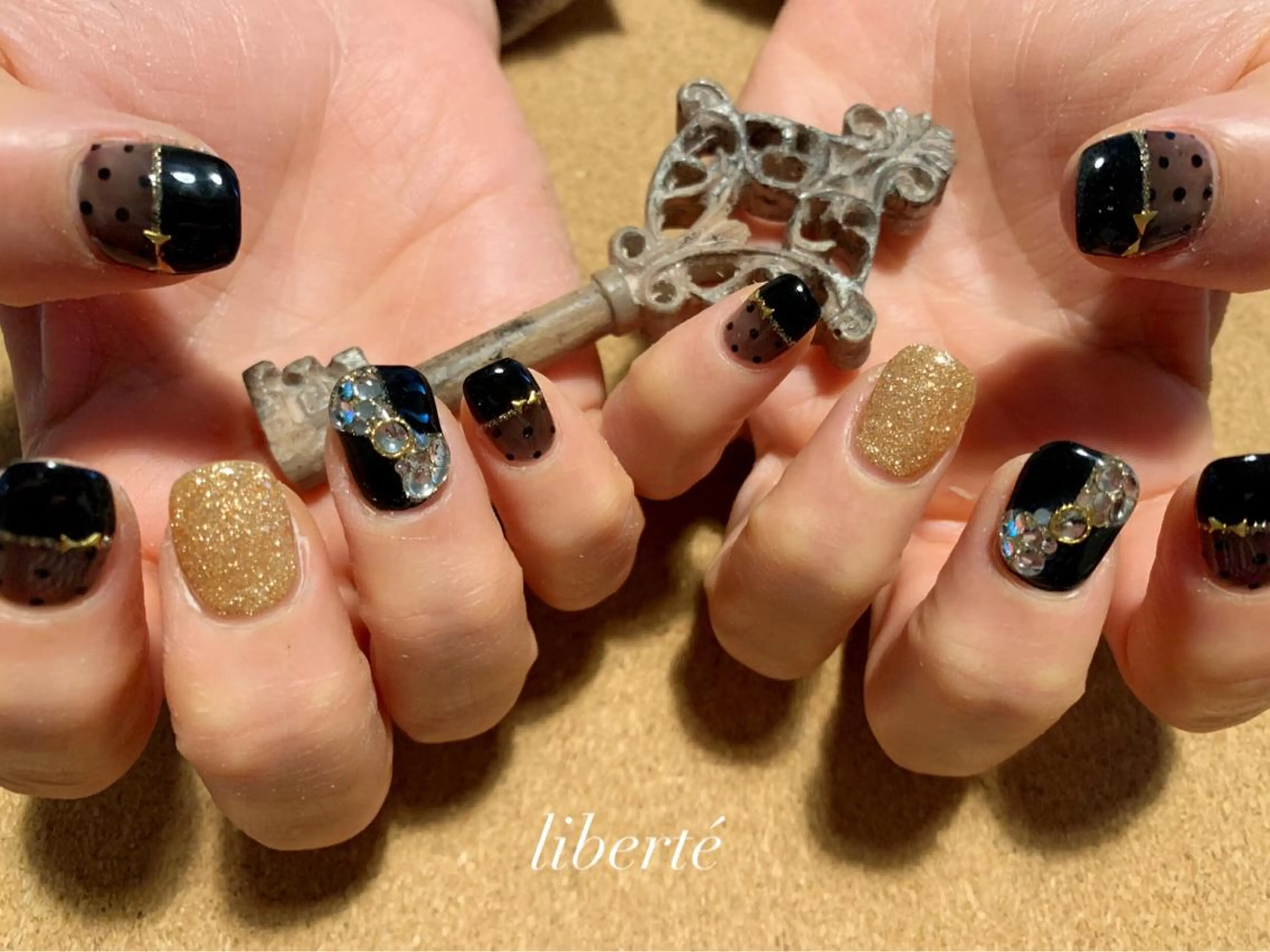 ネイル liberté (リベルテ)のネイルデザイン