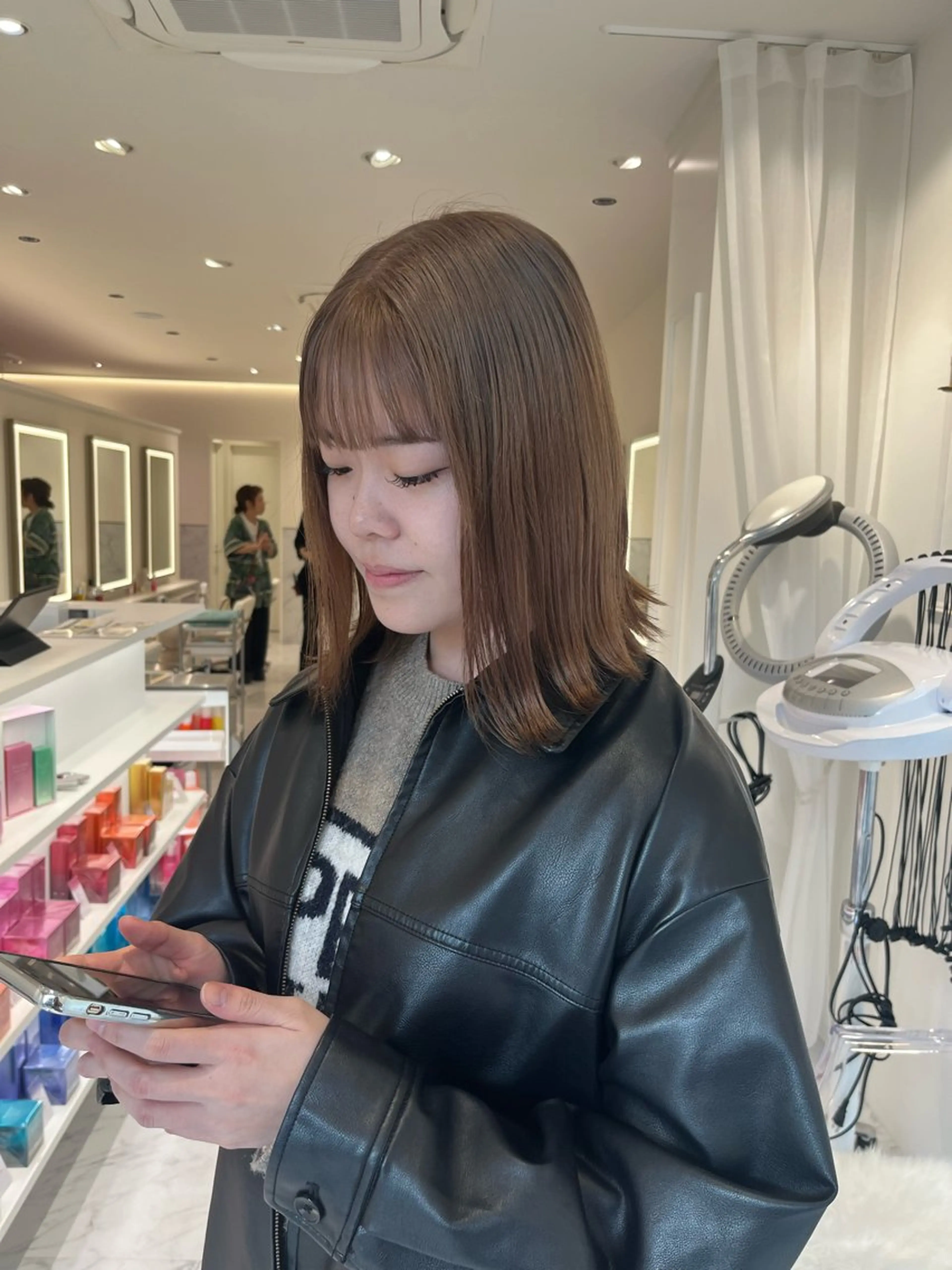 ミディアム カラー ヘアカラー ParveMix 🌝🫧山本 玲南のヘアスタイル
