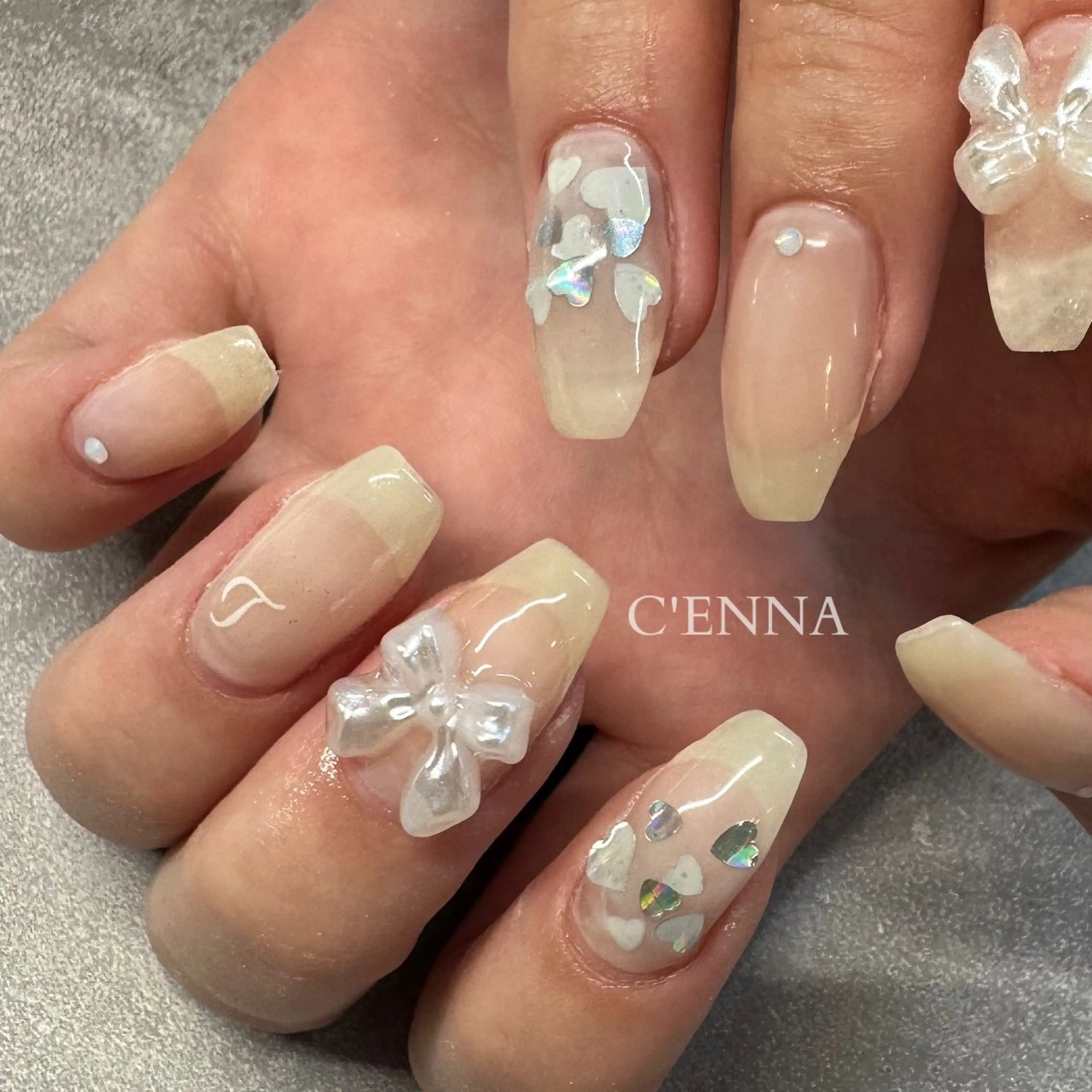 ネイル CENNA RIRIKAのネイルデザイン