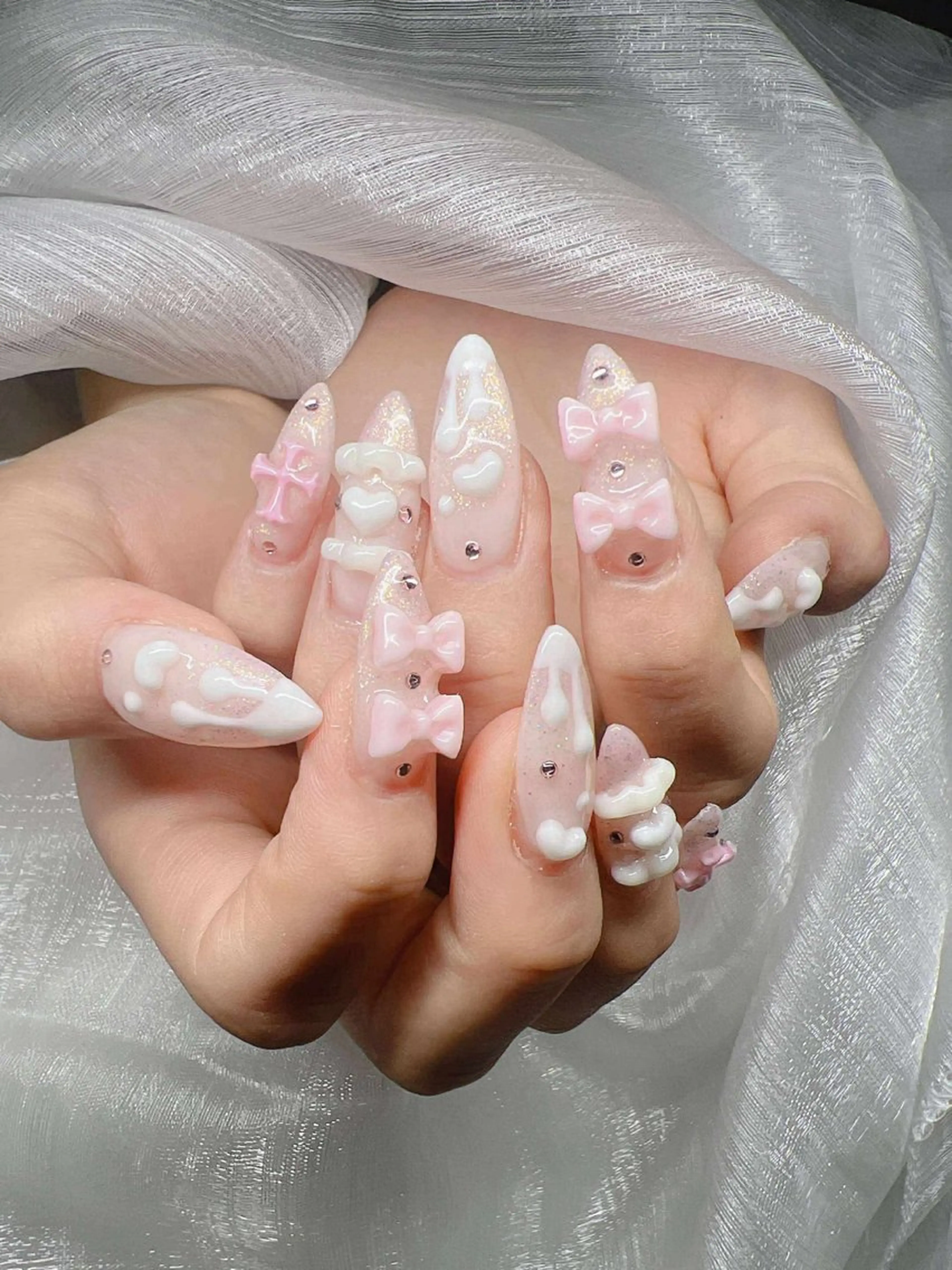 ネイル 長さ出し グラデーション 卒業式 キラキラネイル マグネットネイル ハンドネイル Lee Nailsのネイルデザイン