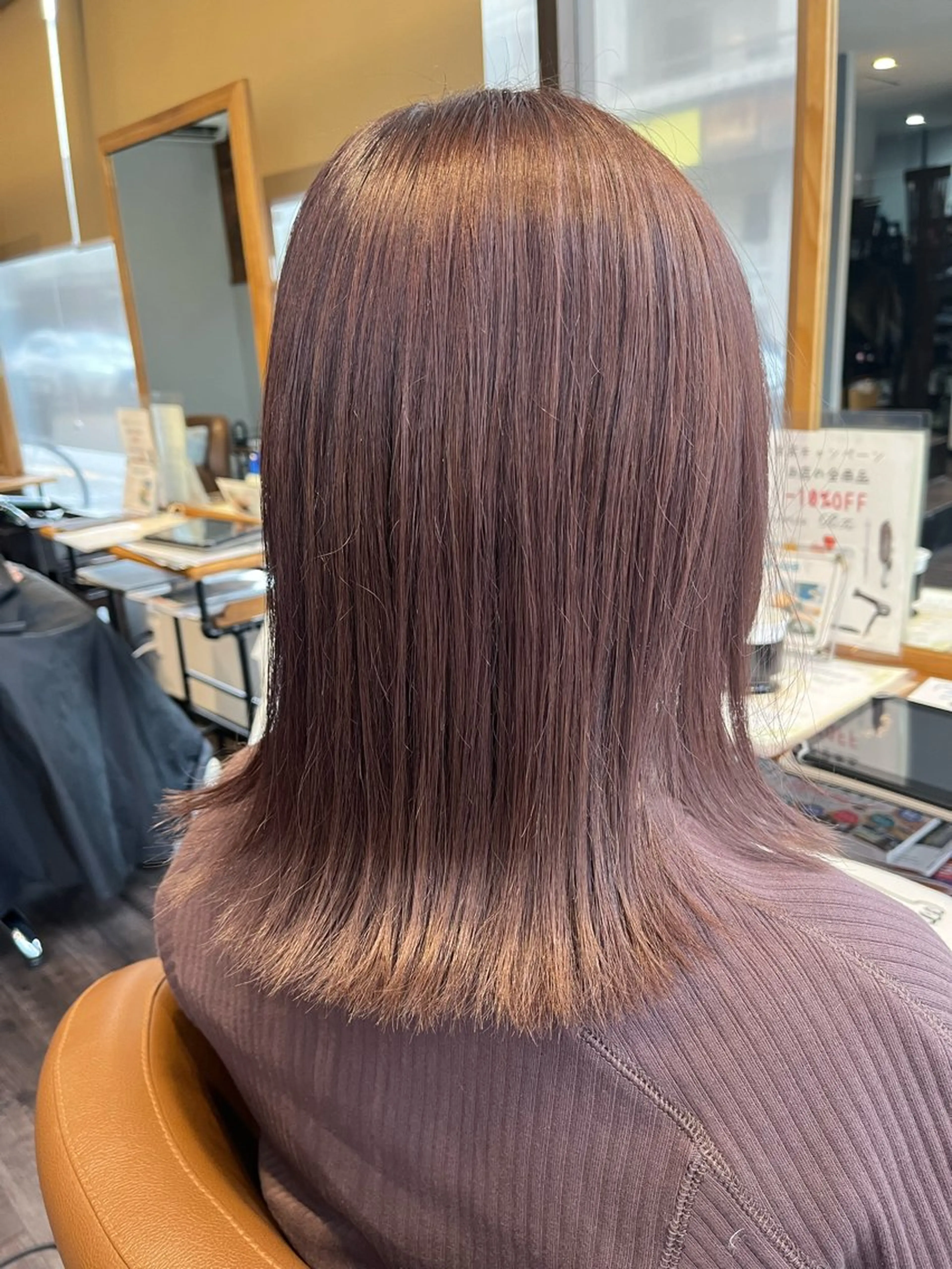 ミディアム カラー 透明感カラー カット ヘアカラー トリートメント Mavie 東奈々子のヘアスタイル