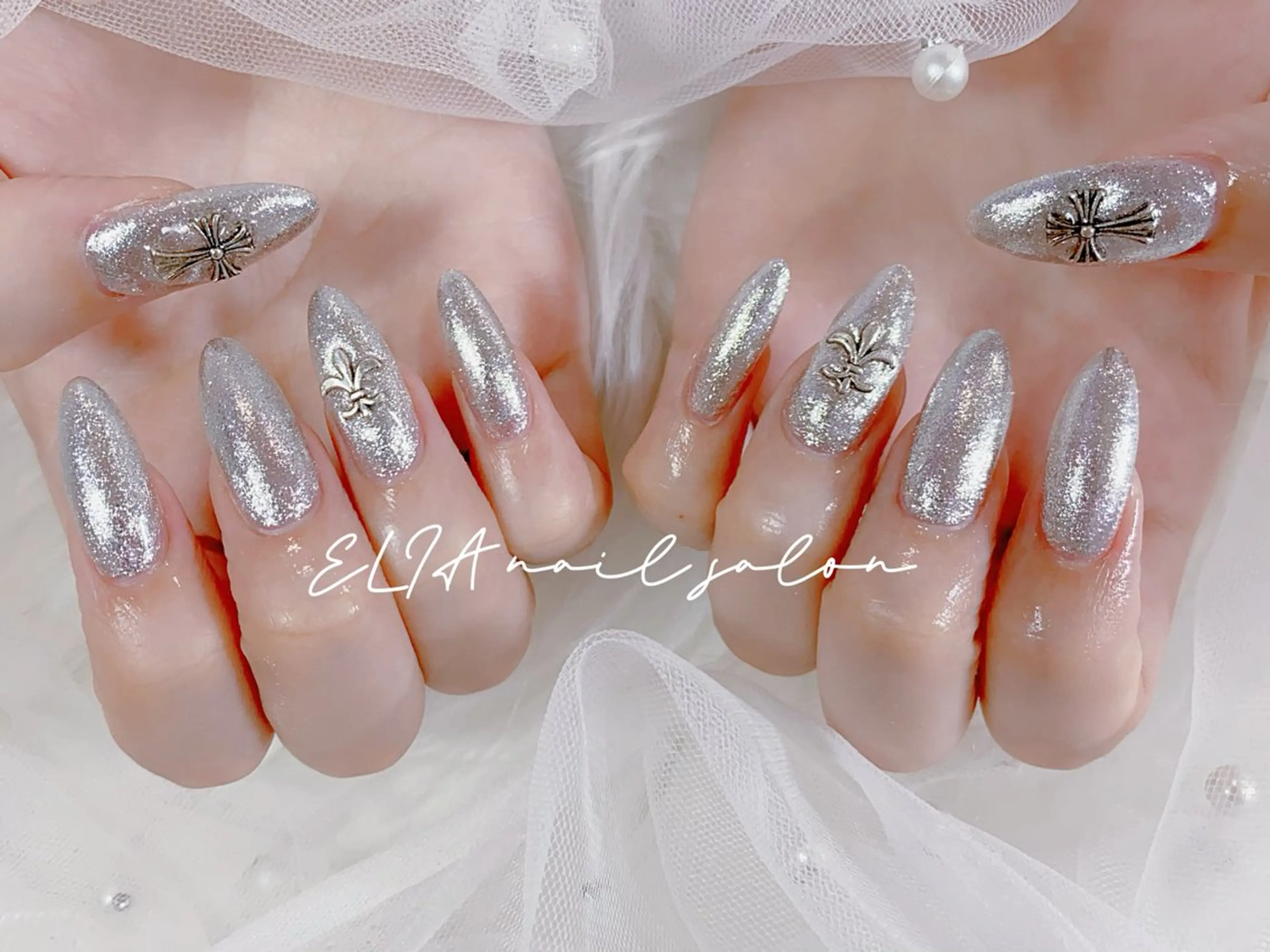 ネイル チークネイル 長さ出し グラデーション ラメ(グリッター) ラメグラデーション ハンドネイル ELIA【エリア】 nailsalonのネイルデザイン