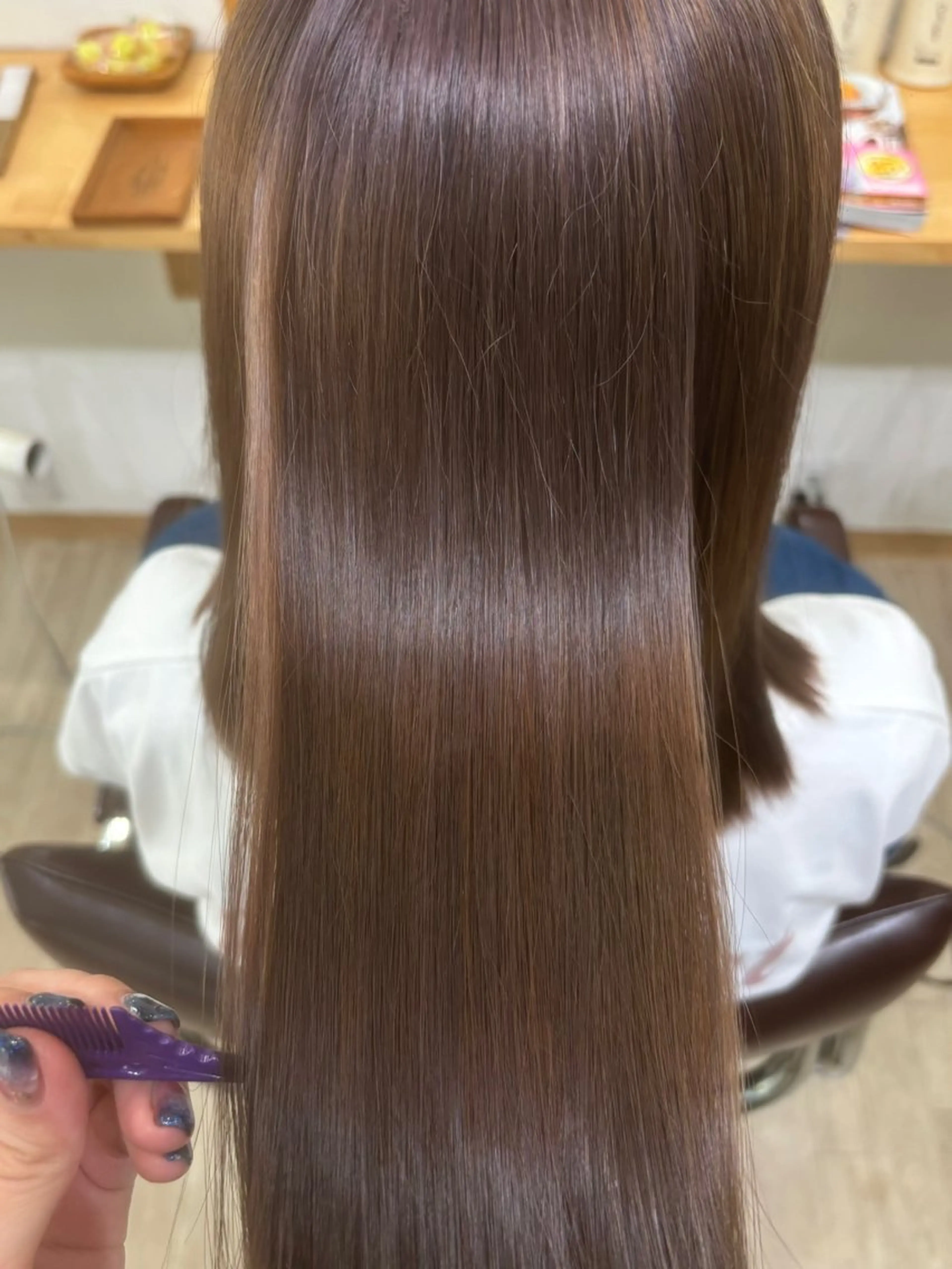 ミディアム カラー 安成夏音 モデル募集中のヘアスタイル