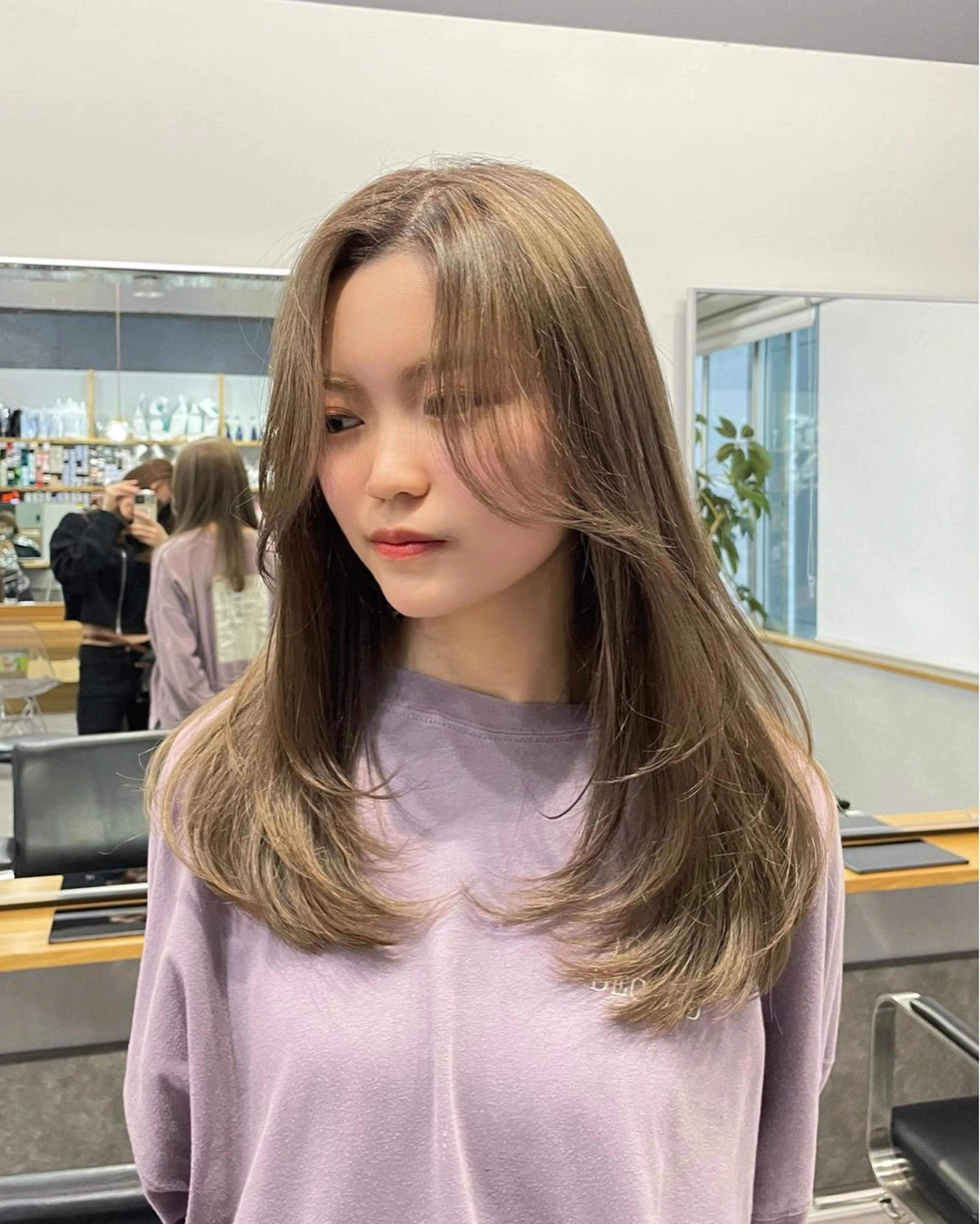 ロング カラー ヘアカラー ミルクティーベージュ ❤︎レイヤー　MIAのヘアスタイル