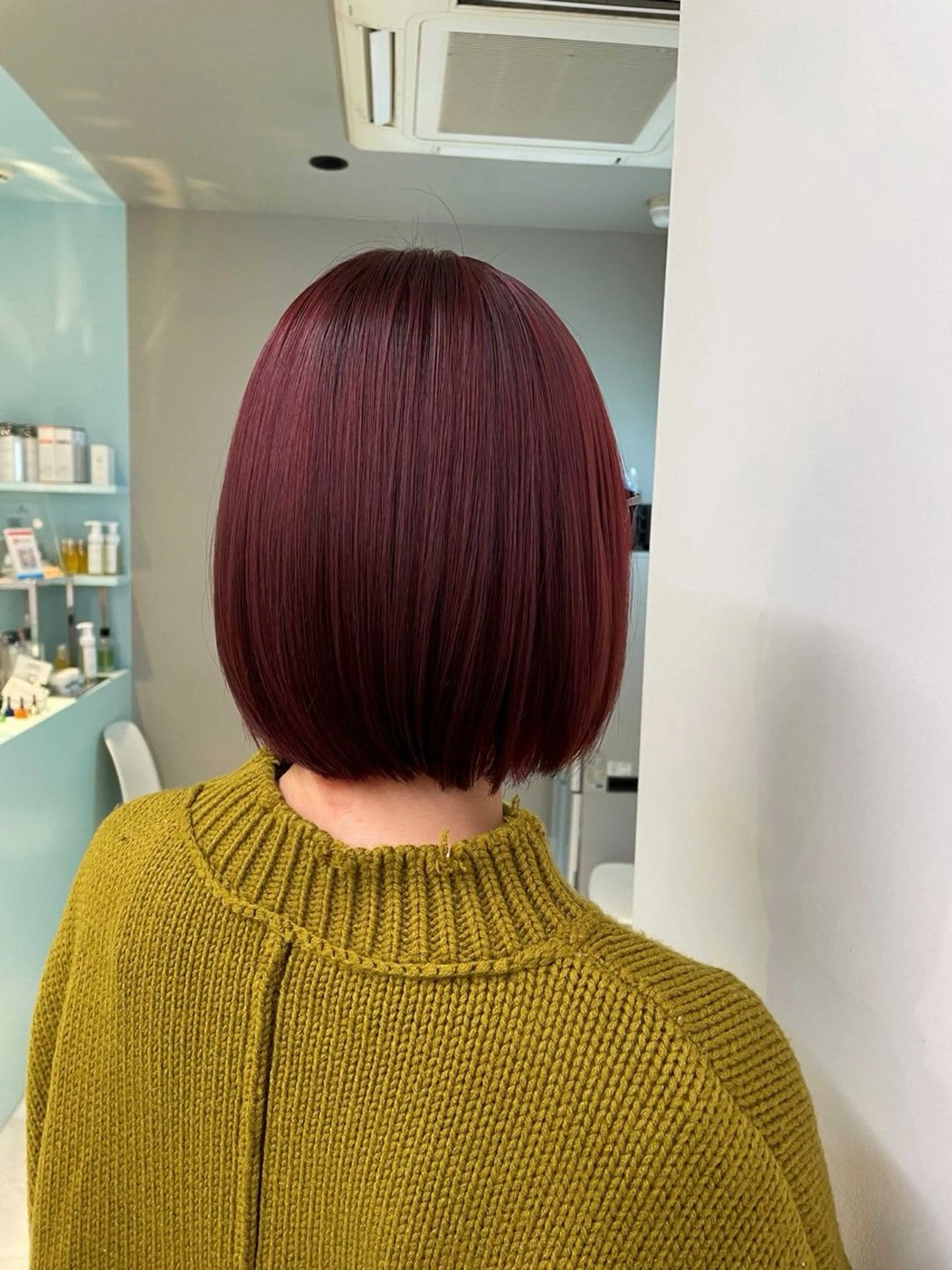 ショート カラー パーマ レッドカラー ヘアカラー トリートメント 森山 陽菜のヘアスタイル