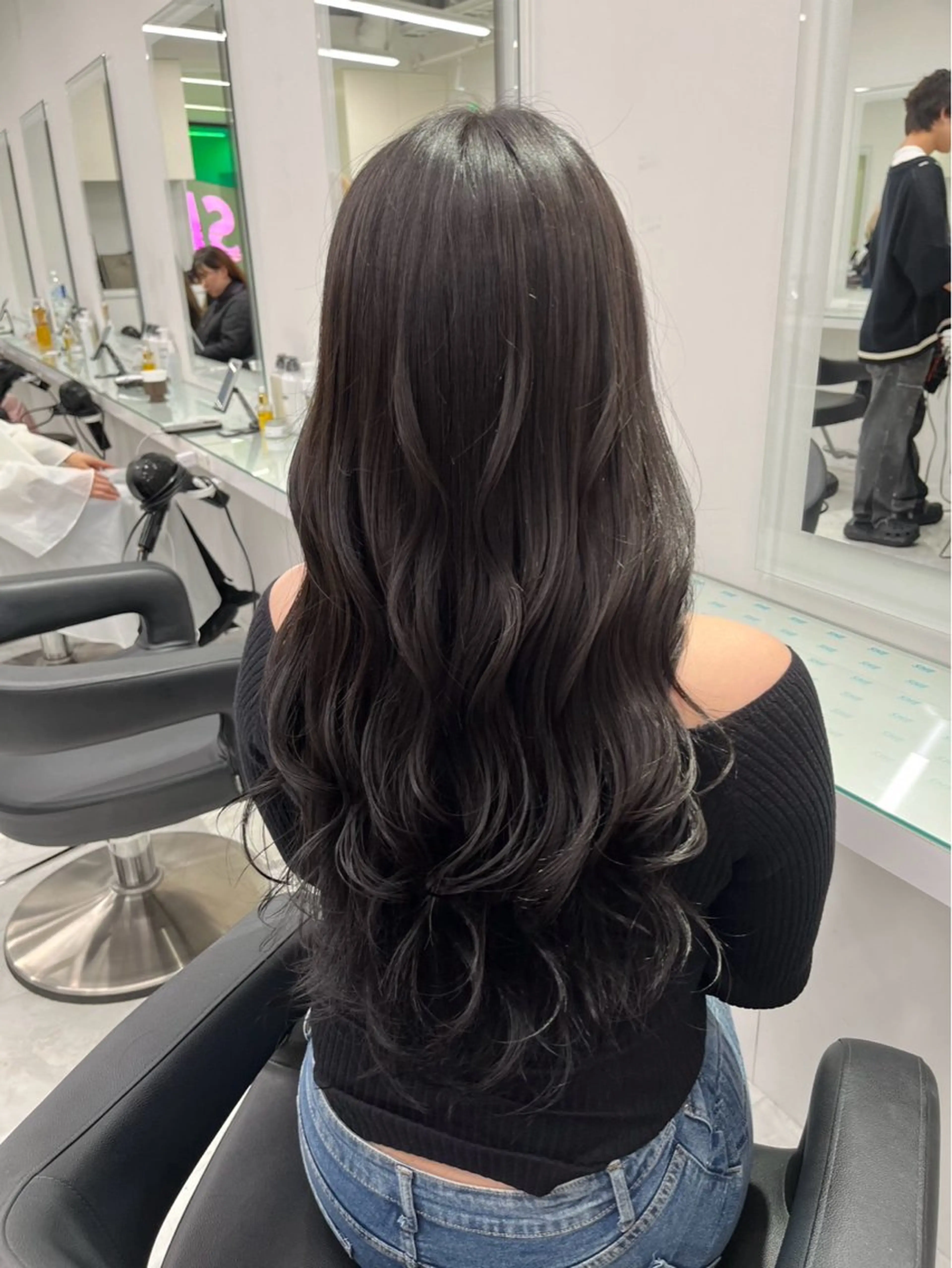 ロング カラー ハイトーン/デザイン 🦴ෆmaiෆ🦴のヘアスタイル