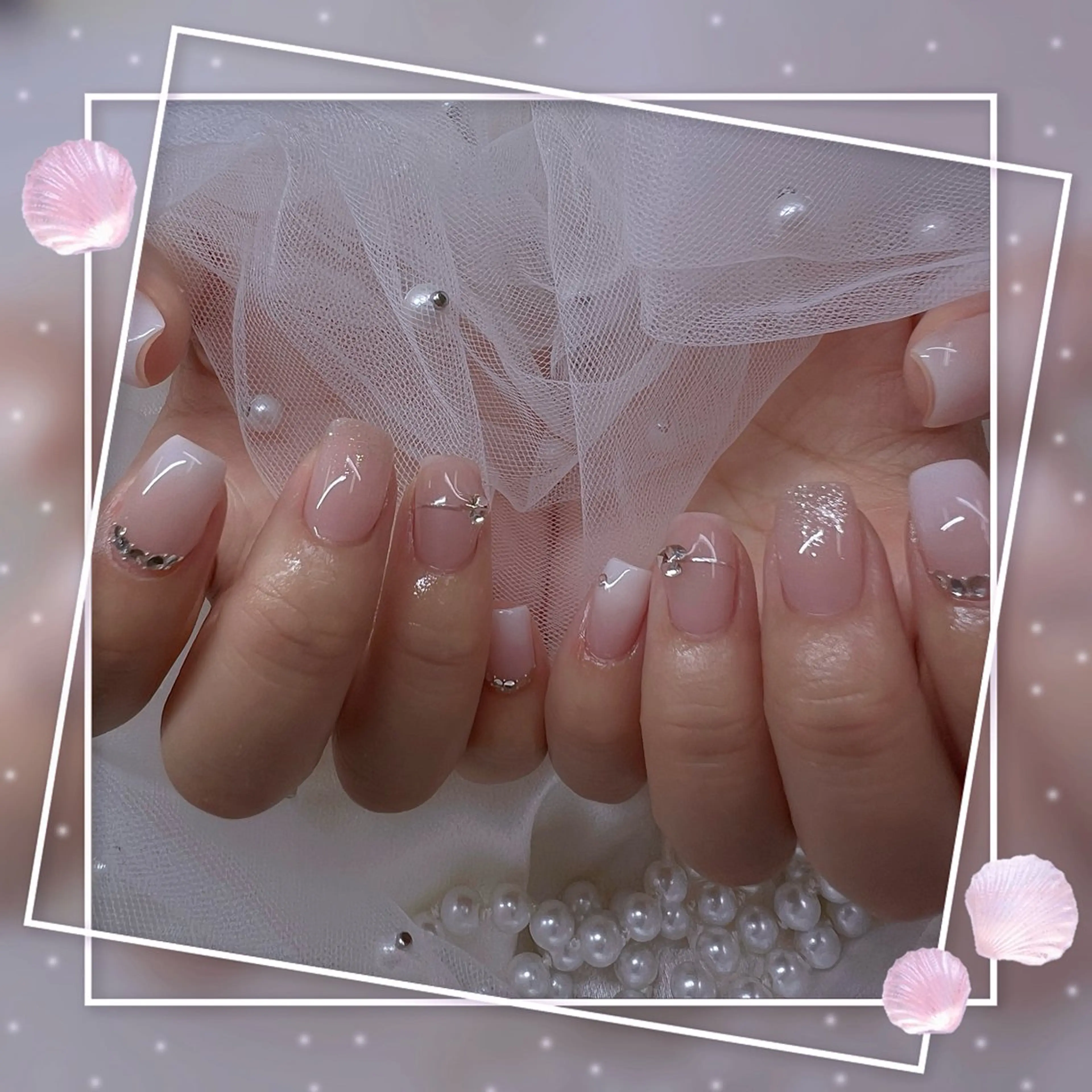 ネイル チークネイル フレンチネイル ガーリー グラデーション マグネットネイル ハンドネイル ハンドケア Chill Nailsalonのネイルデザイン