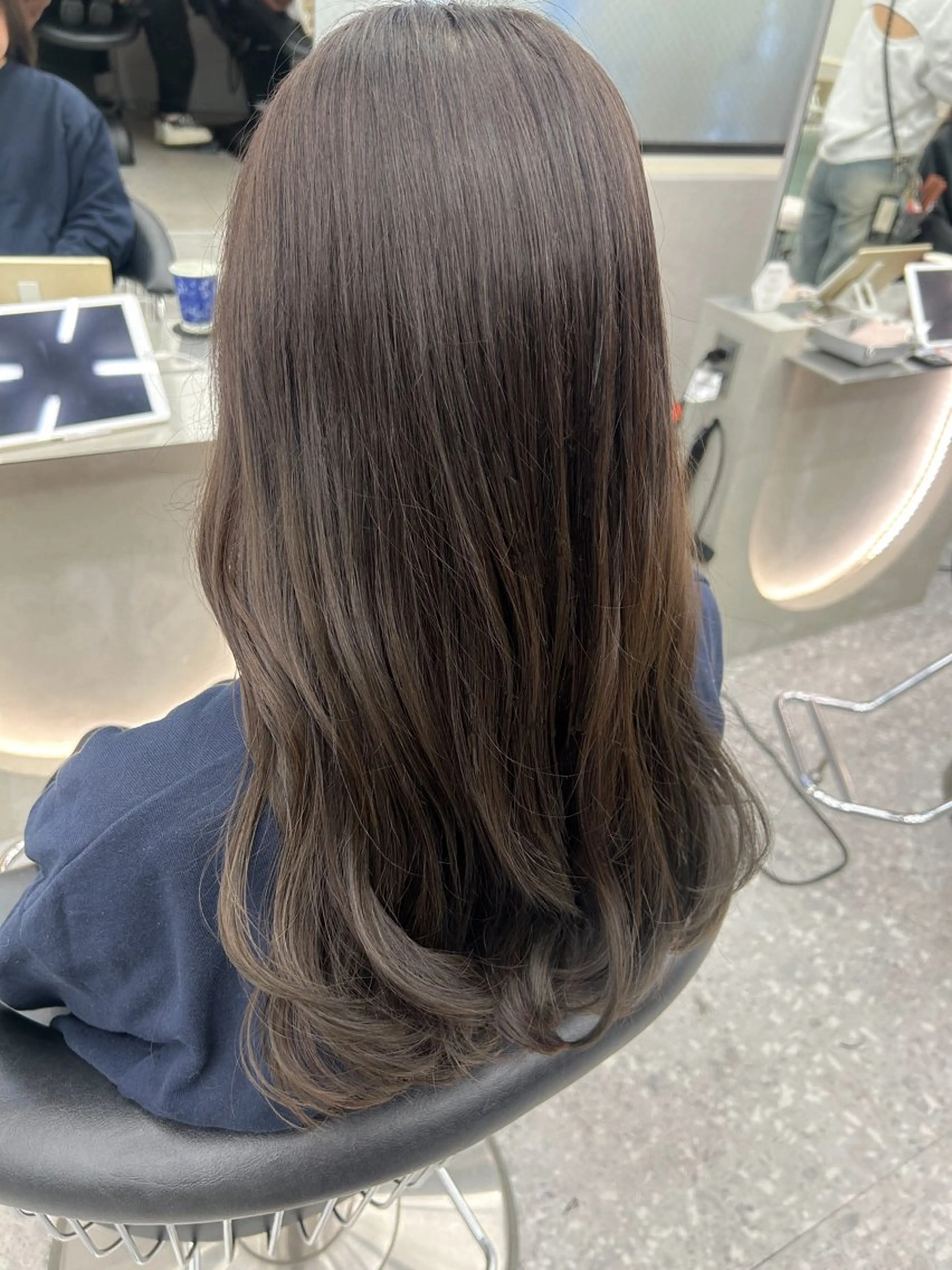 ミディアム カラー ヘアアレンジ カット ヘアカラー トリートメント fumika🎀 韓国ヘア×ベージュのヘアスタイル