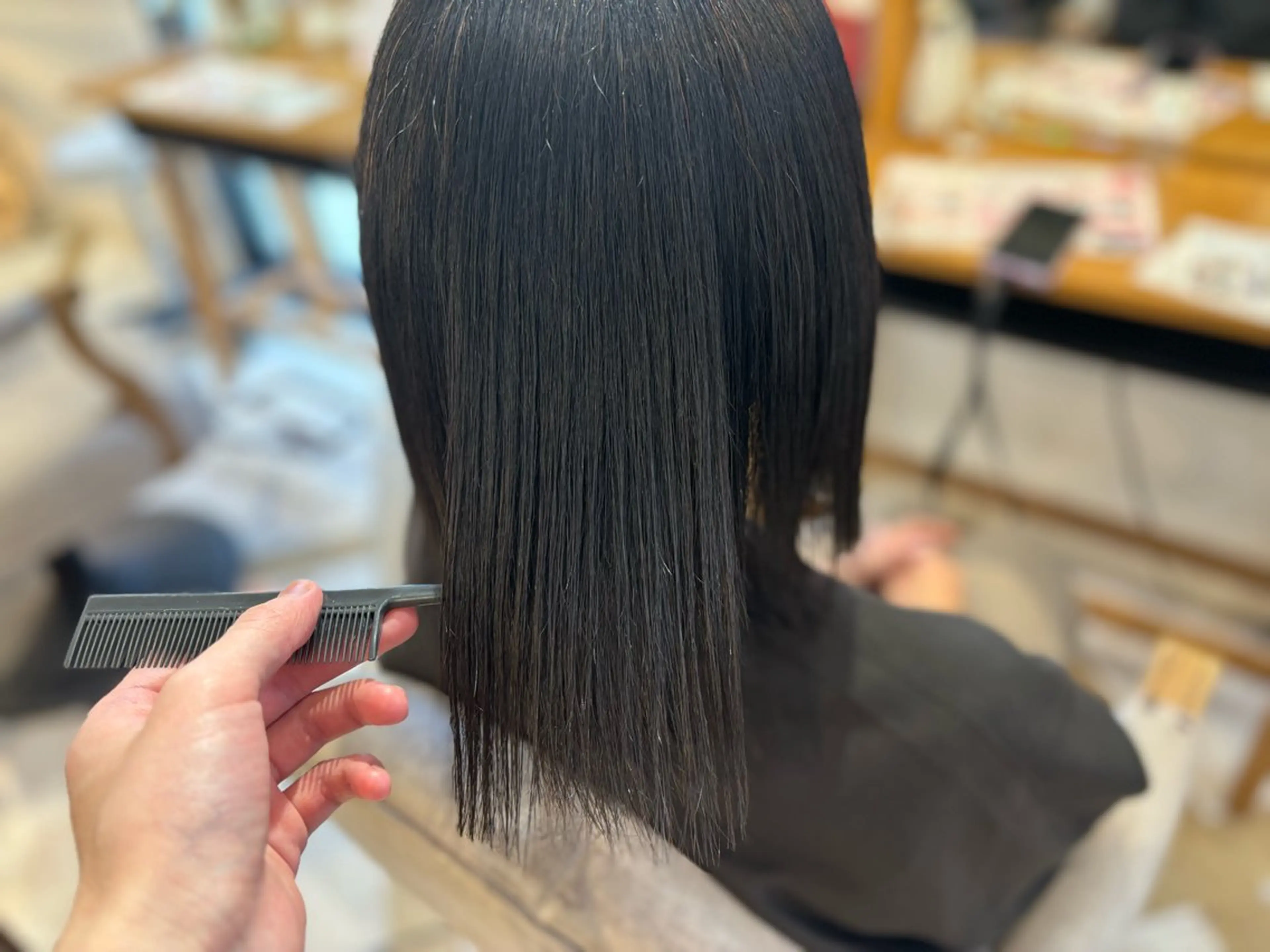 ミディアム 縮毛矯正 金井こうた🐨 lovisのヘアスタイル