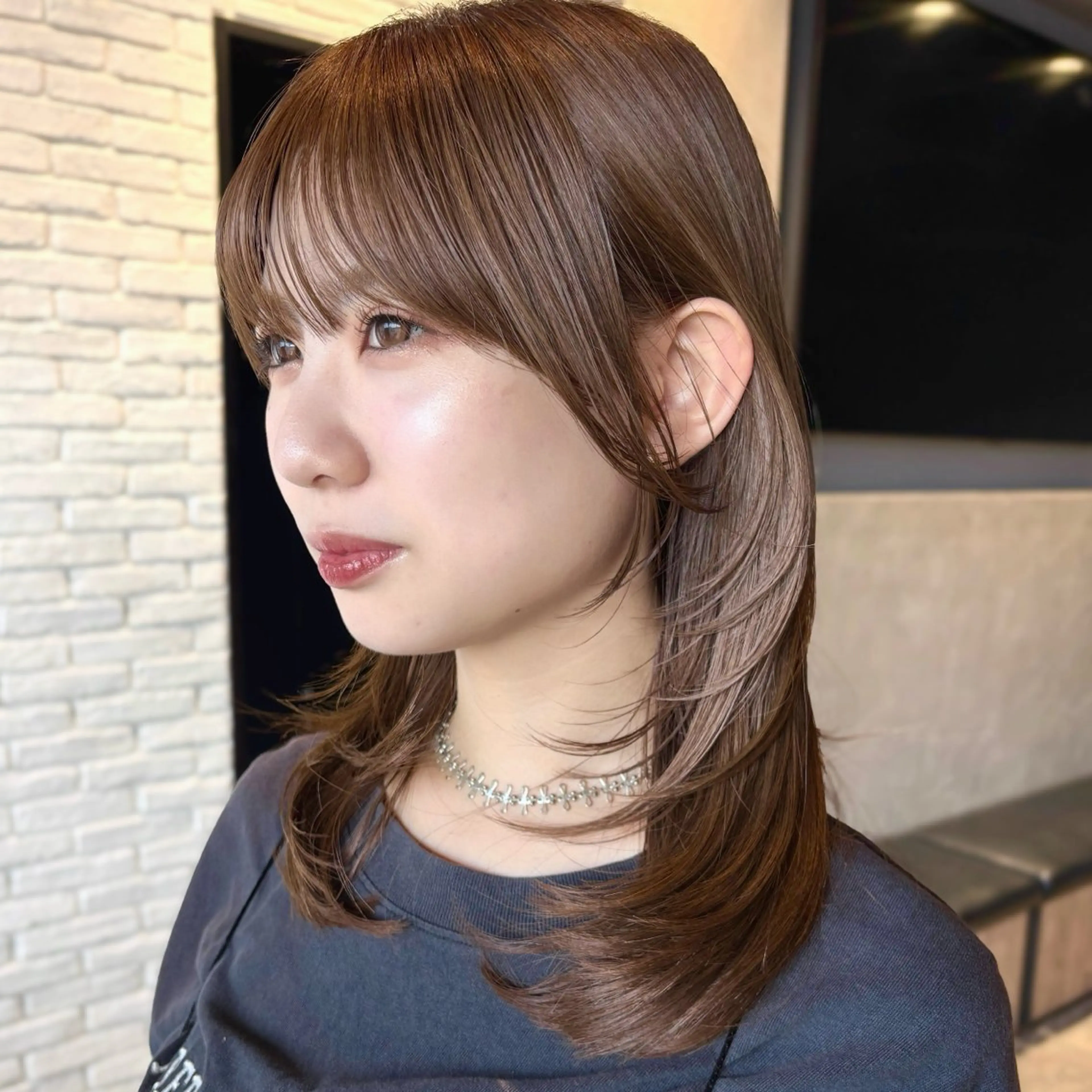 ミディアム カラー ミディアムレイヤー ブラウンカラー 透明感カラー レイヤーカット 似合わせカット カット ヘアカラー トリートメント ボブ/レイヤー/ダブ ルカラー/まいな🌸のヘアスタイル